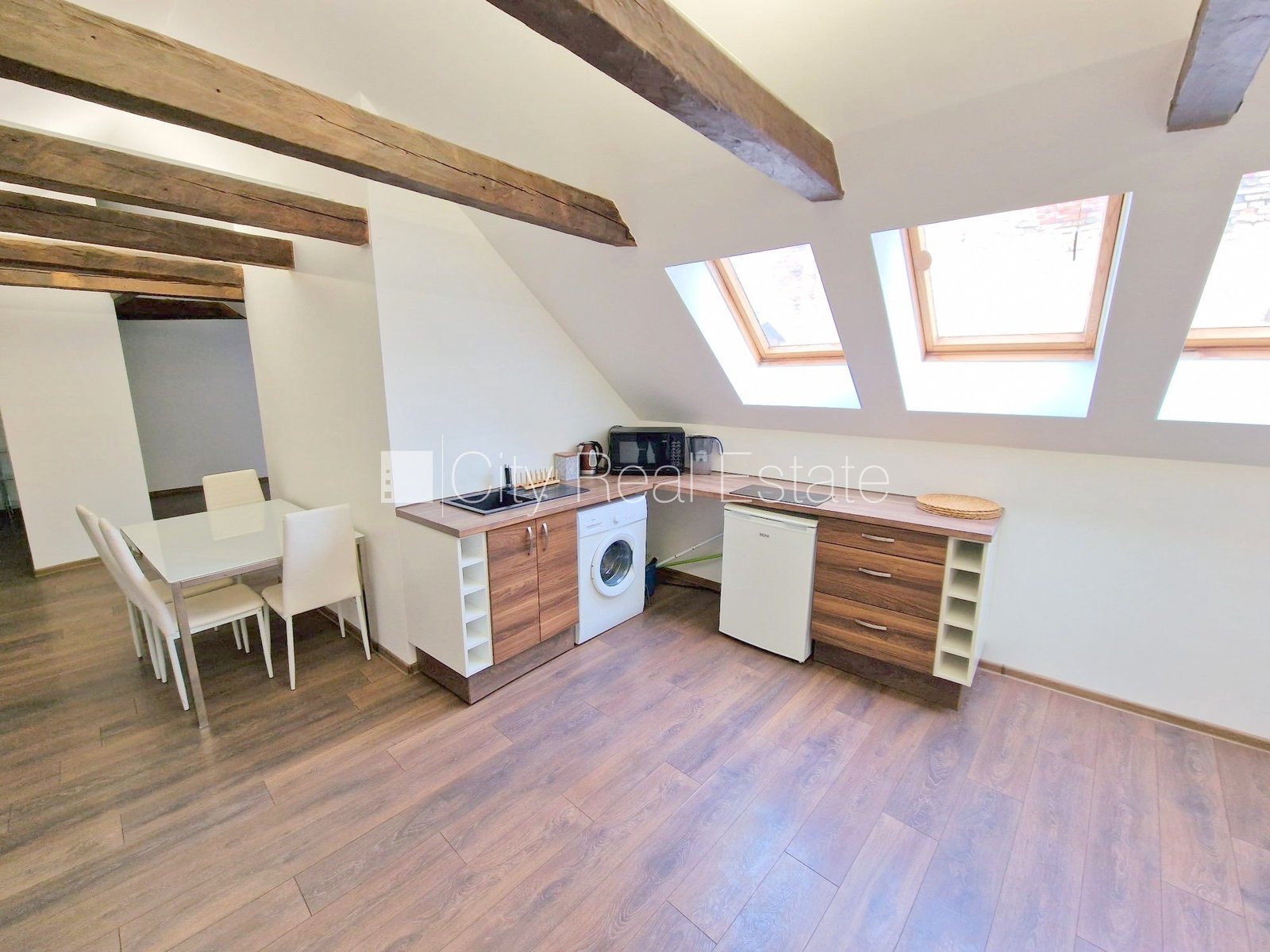 2 istabu dzīvoklis Rīga, Vecrīga, 67 m², izīrē, Foto 4 no 10