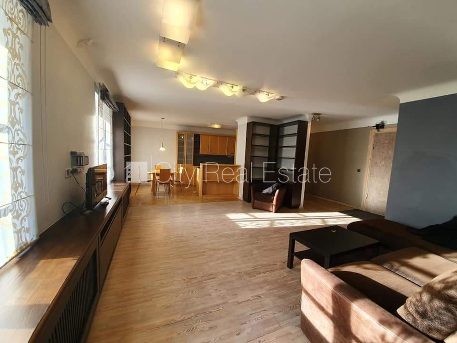 4 istabu dzīvoklis Rīga, Vecrīga, 107 m², izīrē, Foto 7 no 10