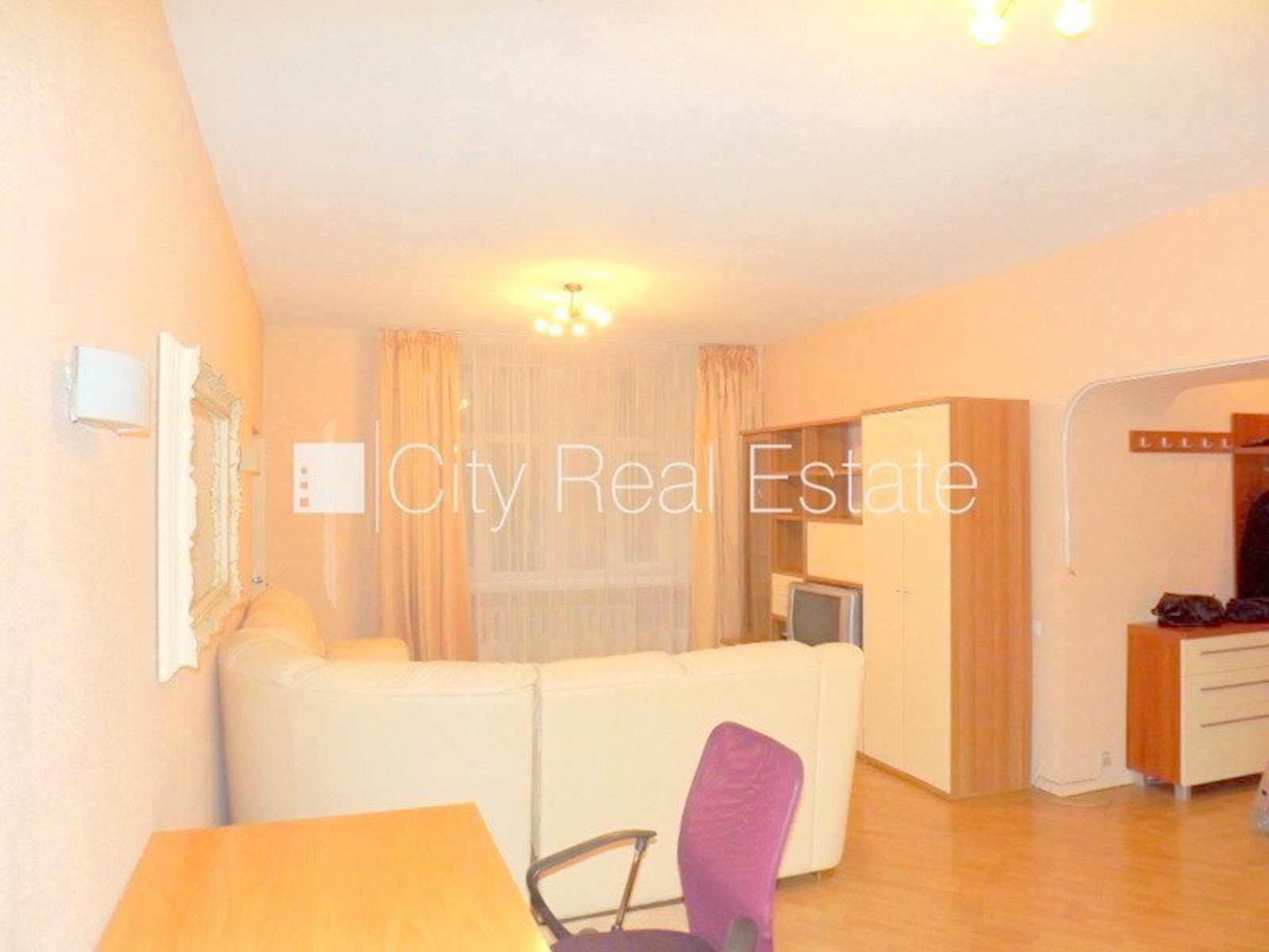 3 istabu dzīvoklis Rīga, Vecrīga, 83 m², izīrē, Foto 2 no 10