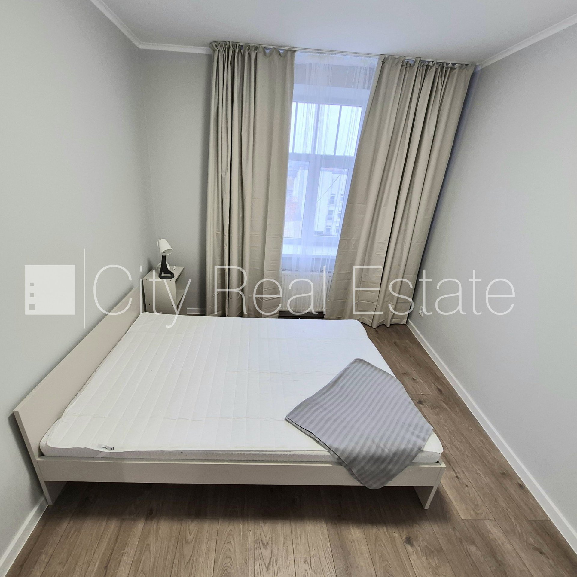 1-toaline korter Rīga, Centrs, 35 m², üür, Foto 9 / 10