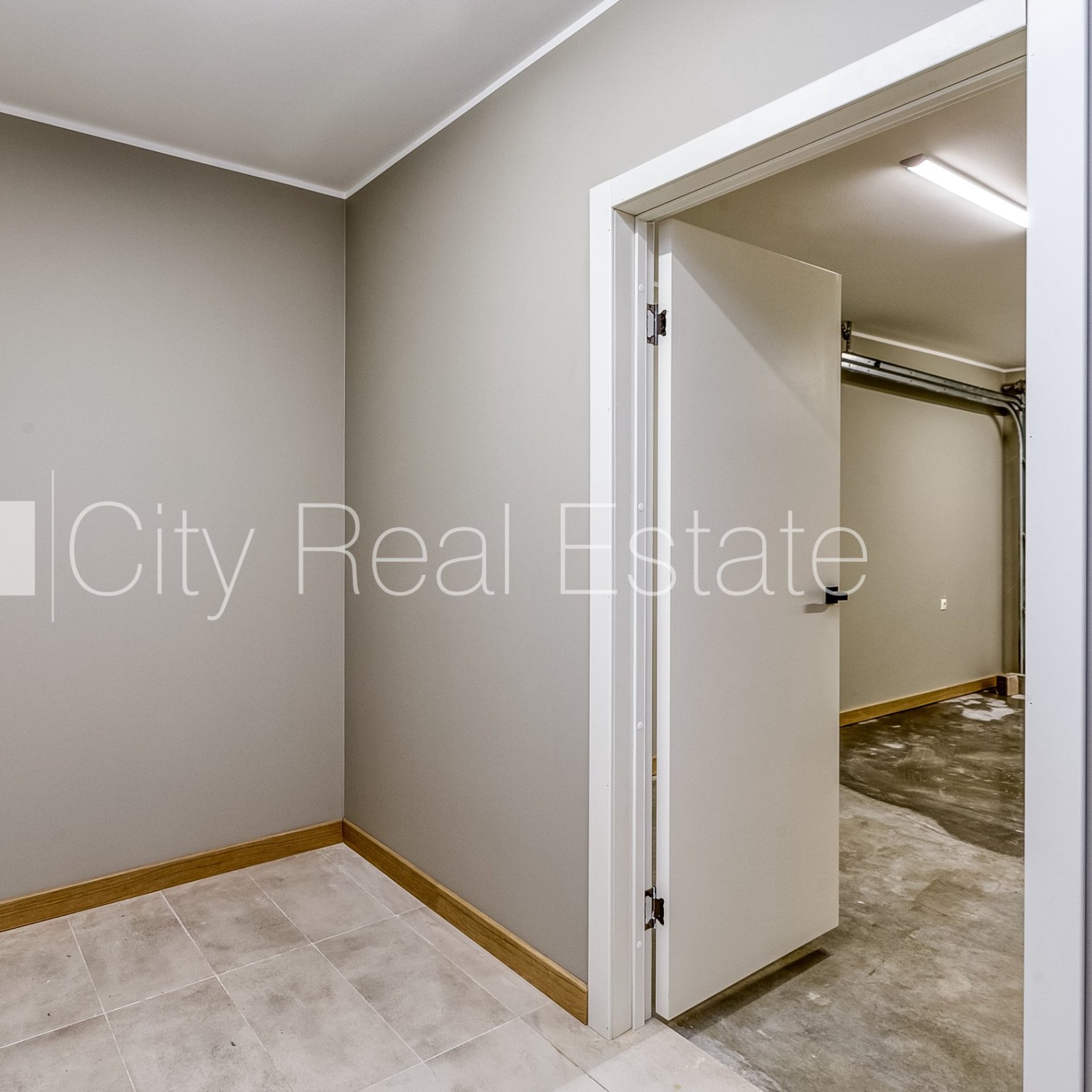 Māja Rīga, Imanta, 288 m², izīrē, Foto 6 no 10