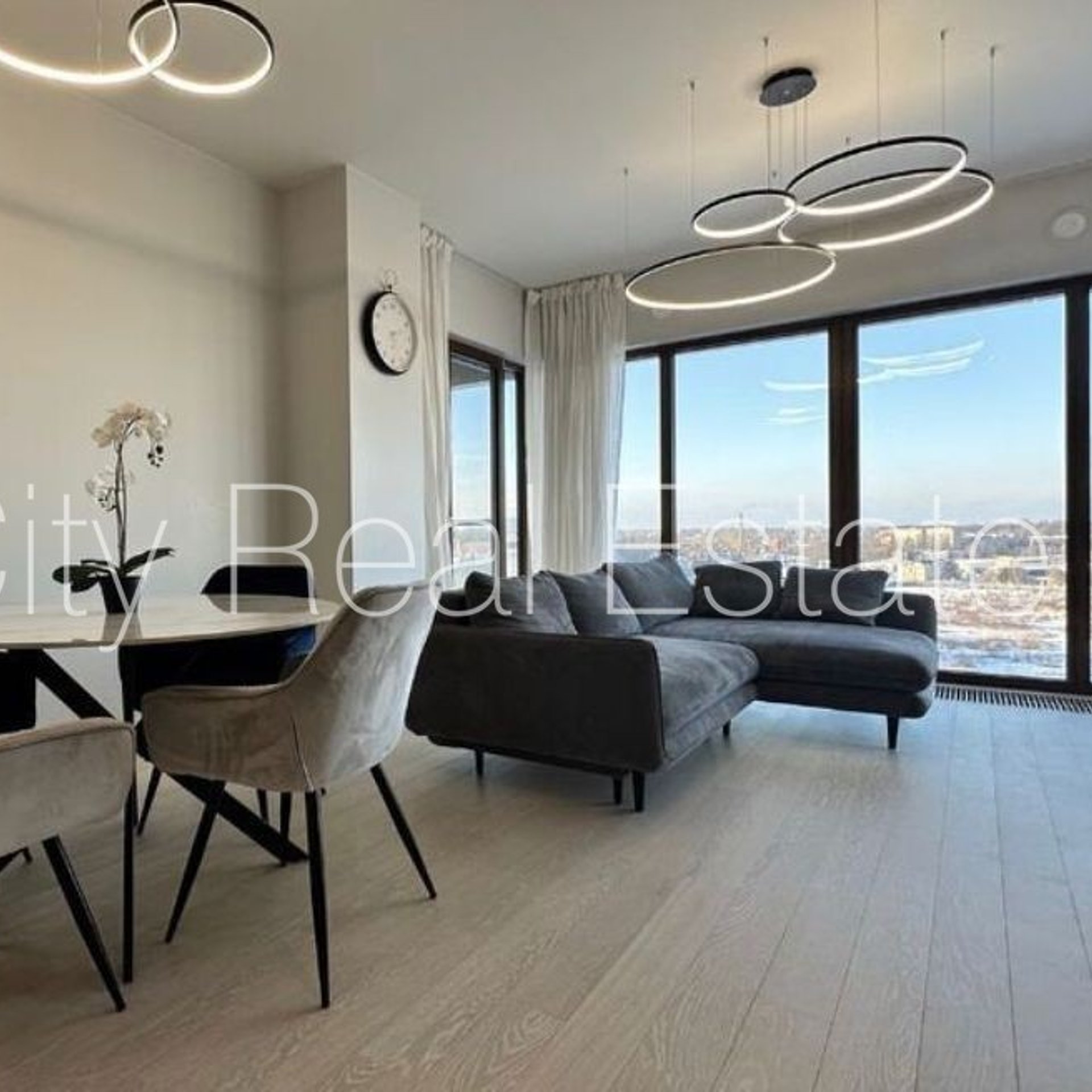 3 istabu dzīvoklis Rīga, Āgenskalns, 93 m², pārdod, Foto 1 no 10