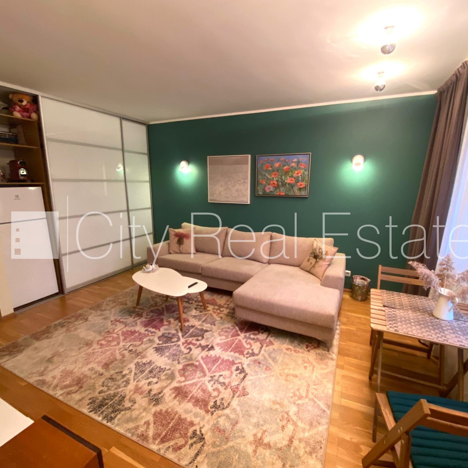 2 istabu dzīvoklis Jūrmala, Bulduri, 36 m², izīrē, Foto 1 no 10