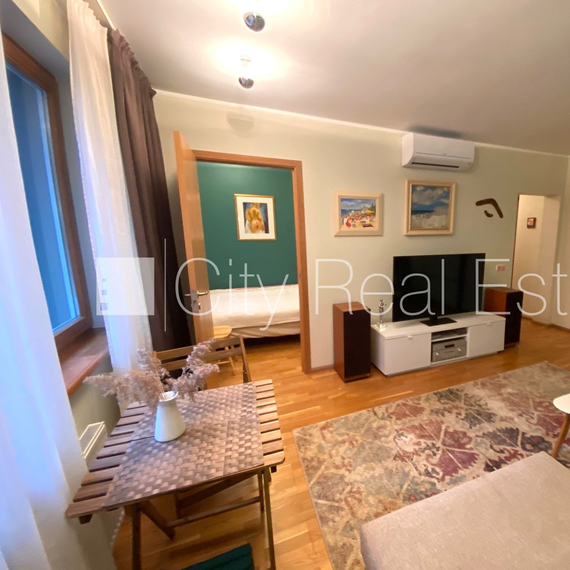 2 istabu dzīvoklis Jūrmala, Bulduri, 36 m², izīrē, Foto 2 no 10