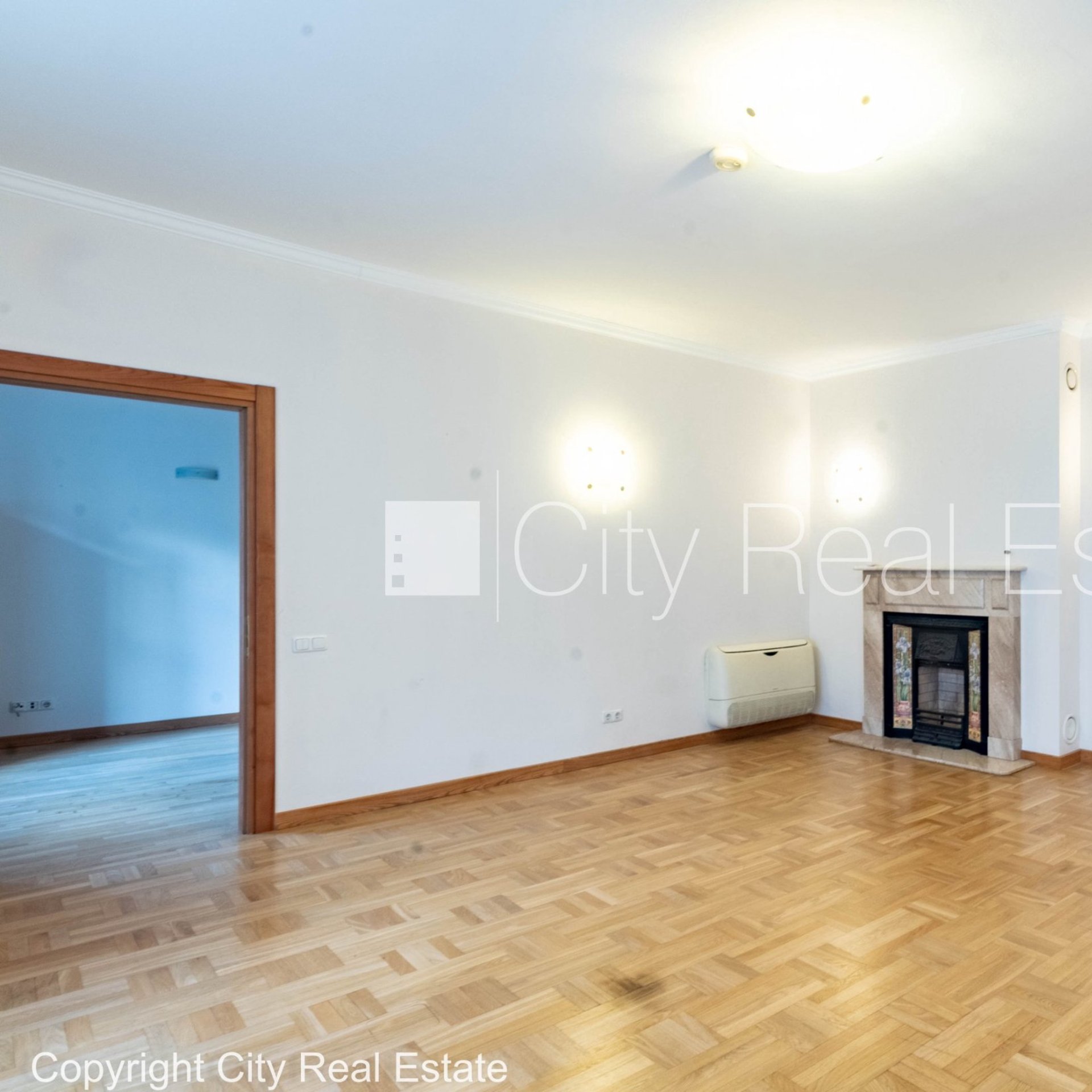 7 istabu dzīvoklis Rīga, Centrs, 299 m², izīrē, Foto 4 no 10