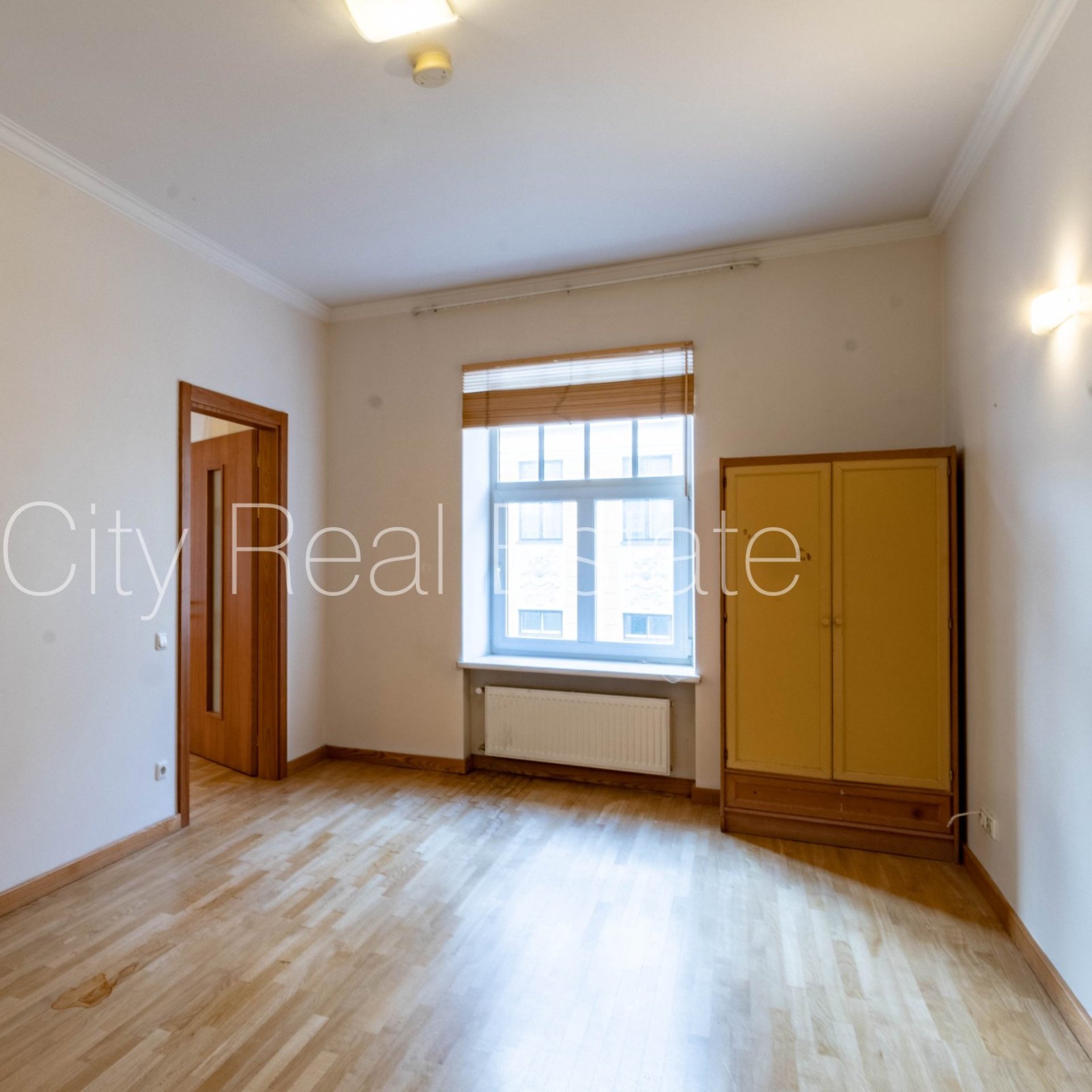 7 istabu dzīvoklis Rīga, Centrs, 299 m², izīrē, Foto 6 no 10