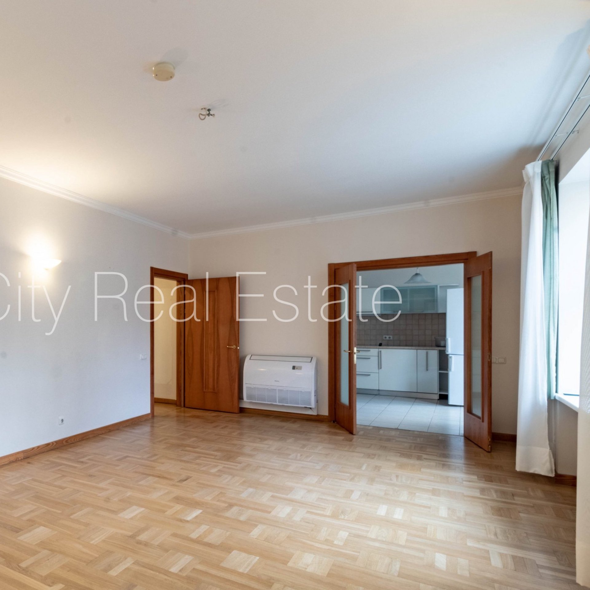7 istabu dzīvoklis Rīga, Centrs, 299 m², izīrē, Foto 7 no 10