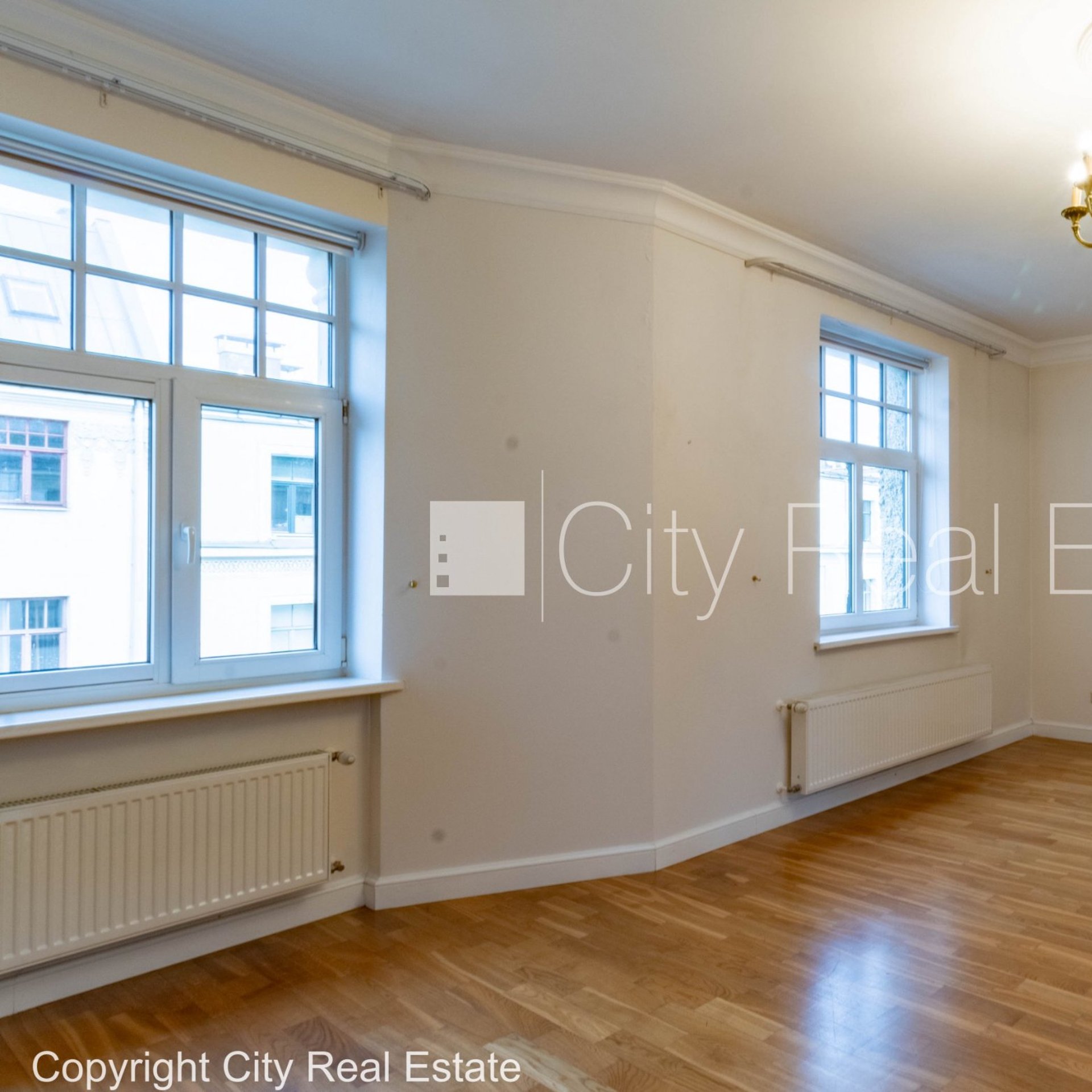 5 istabu dzīvoklis Rīga, Centrs, 200 m², izīrē, Foto 8 no 10