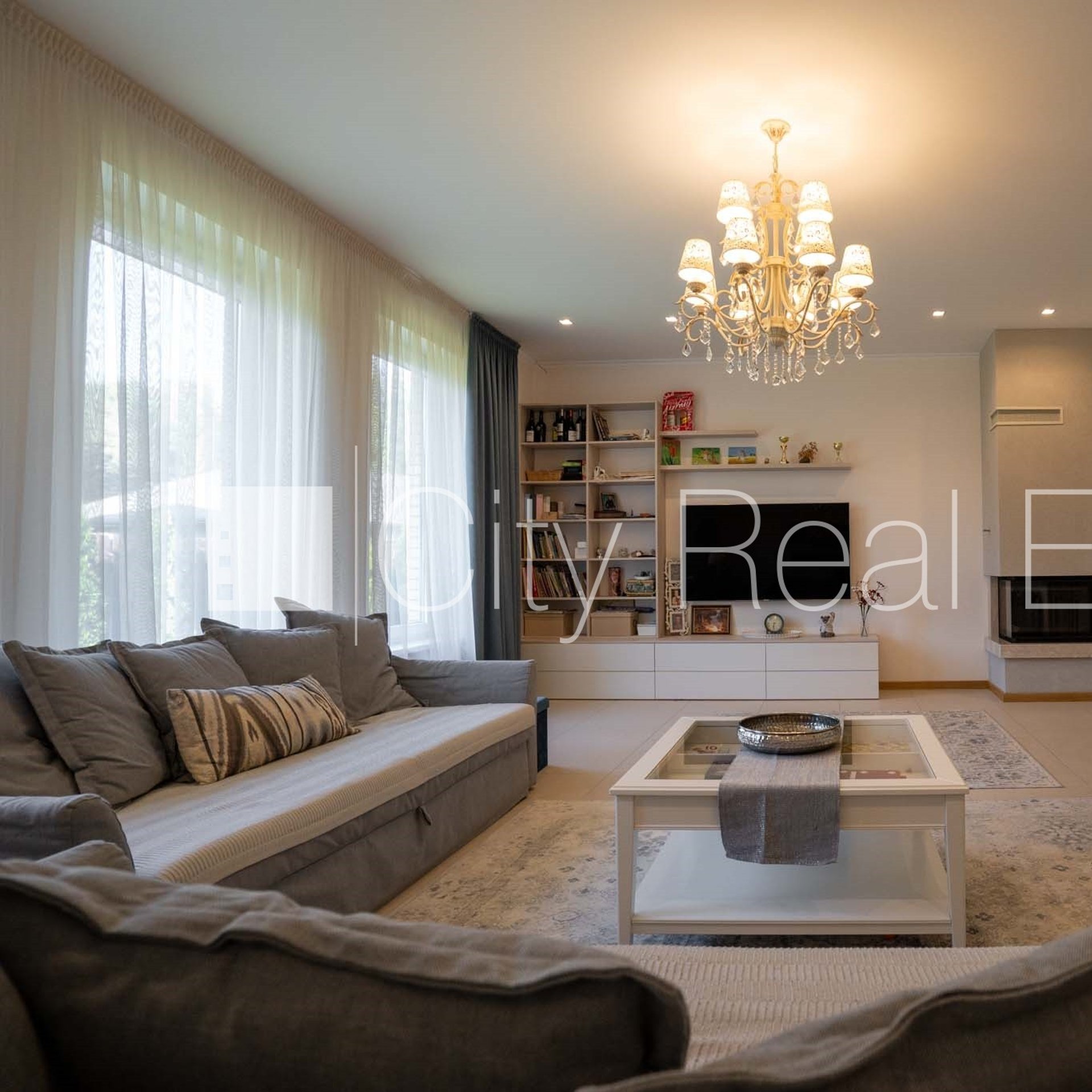Māja Rīga, Bieriņi, 350 m², izīrē, Foto 4 no 10