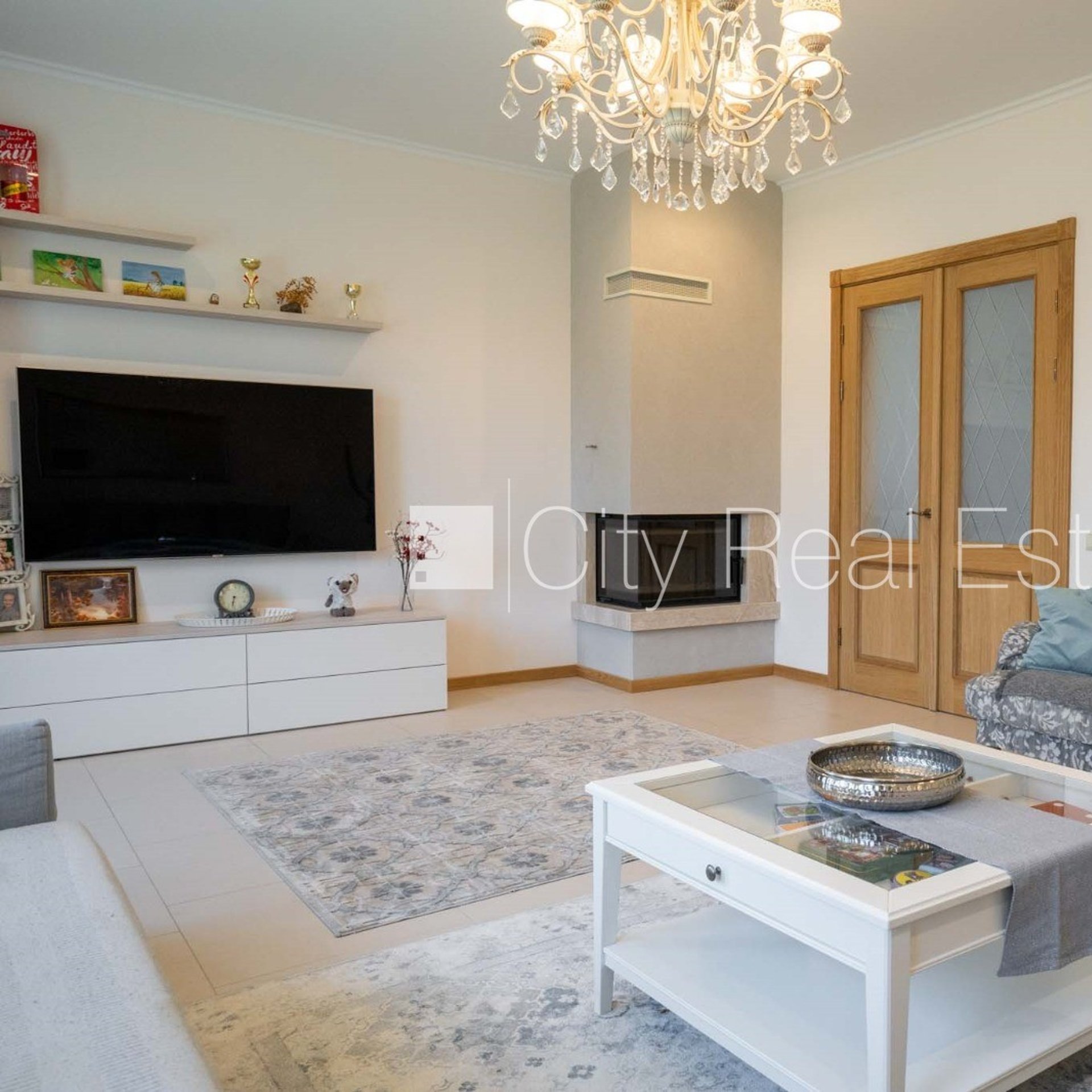 Māja Rīga, Bieriņi, 350 m², izīrē, Foto 6 no 10