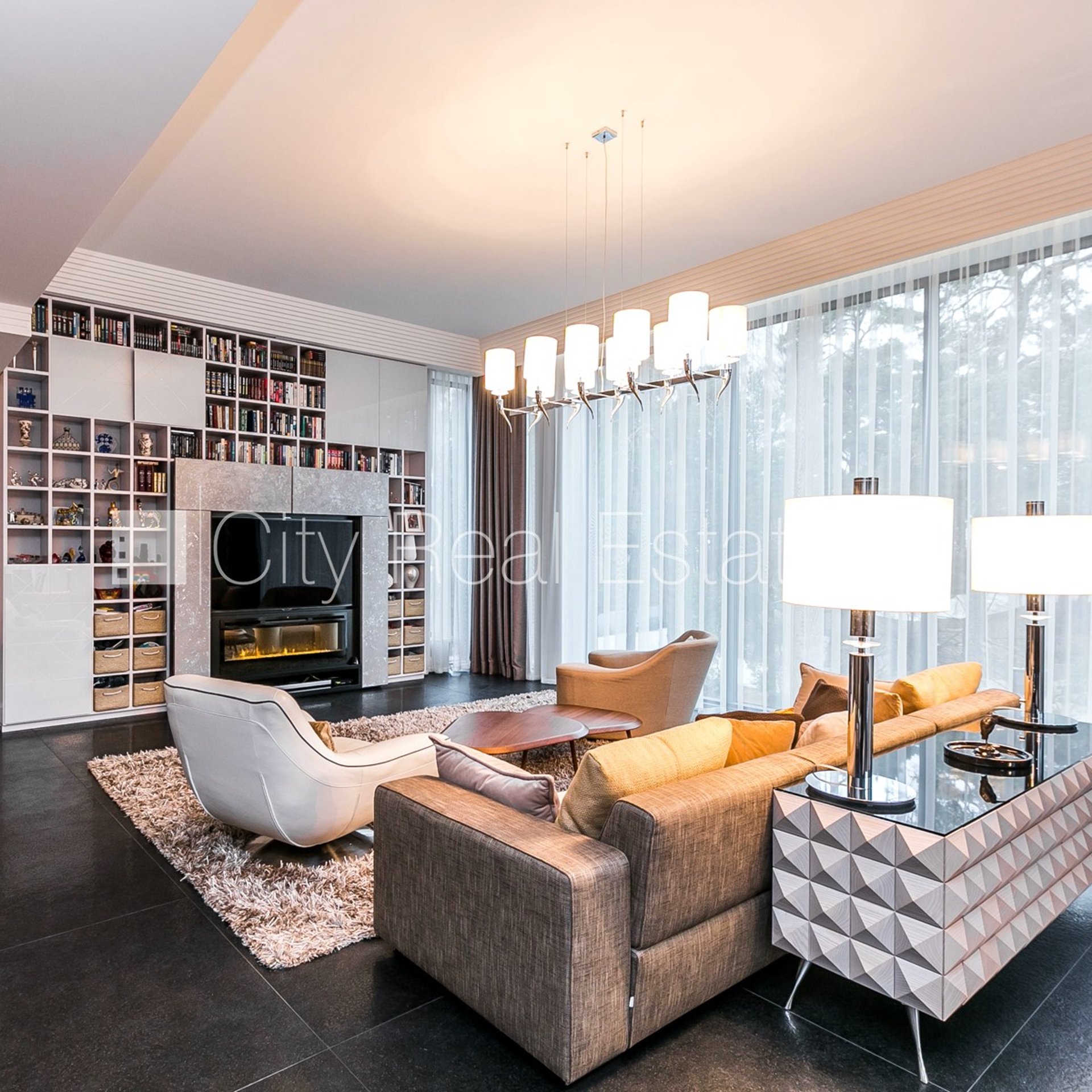 4 istabu dzīvoklis Jūrmala, Asari, 374 m², pārdod, Foto 1 no 10