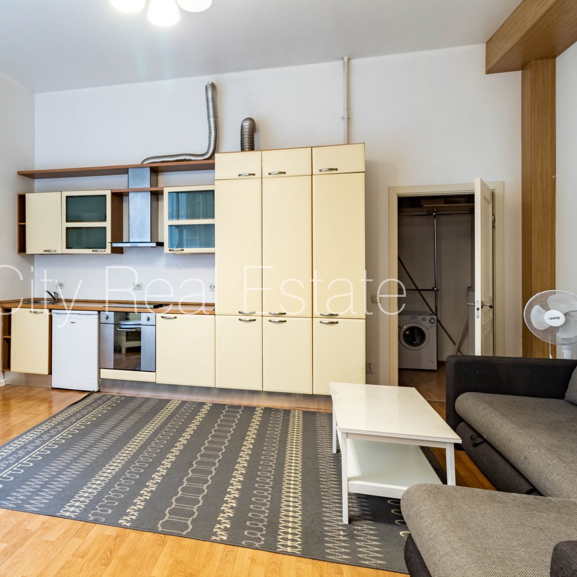 2 istabu dzīvoklis Rīga, Centrs, 52 m², izīrē, Foto 7 no 10