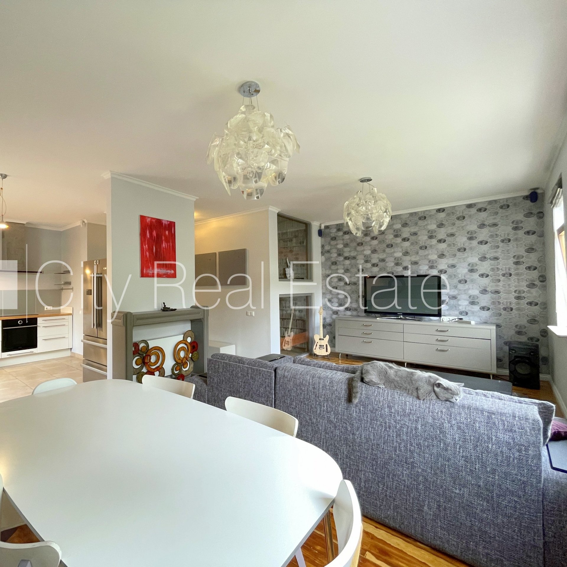 5 istabu dzīvoklis Rīga, Āgenskalns, 152 m², izīrē, Foto 1 no 10
