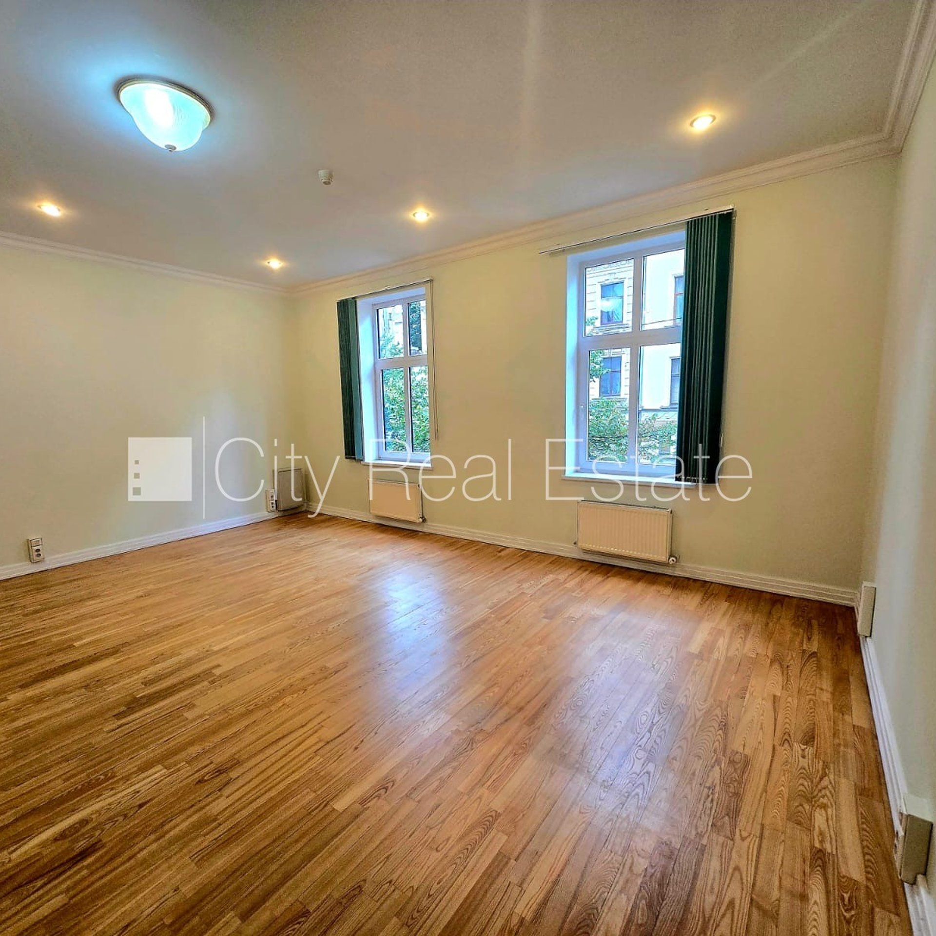 Komerctelpas Rīga, Centrs, 37 m², izīrē, Foto 1 no 10