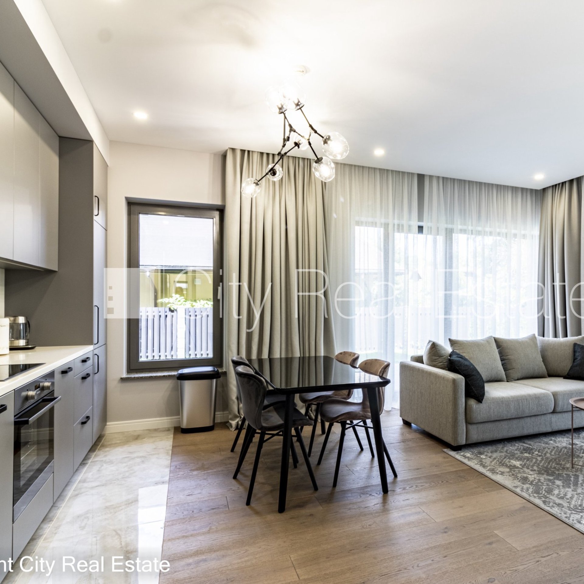 3 istabu dzīvoklis Jūrmala, Bulduri, 73 m², izīrē, Foto 1 no 10
