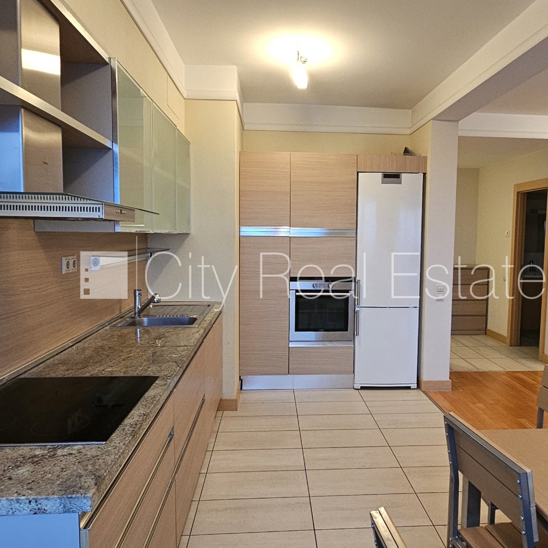 3 istabu dzīvoklis Rīga, Šampēteris, 92 m², izīrē, Foto 6 no 10