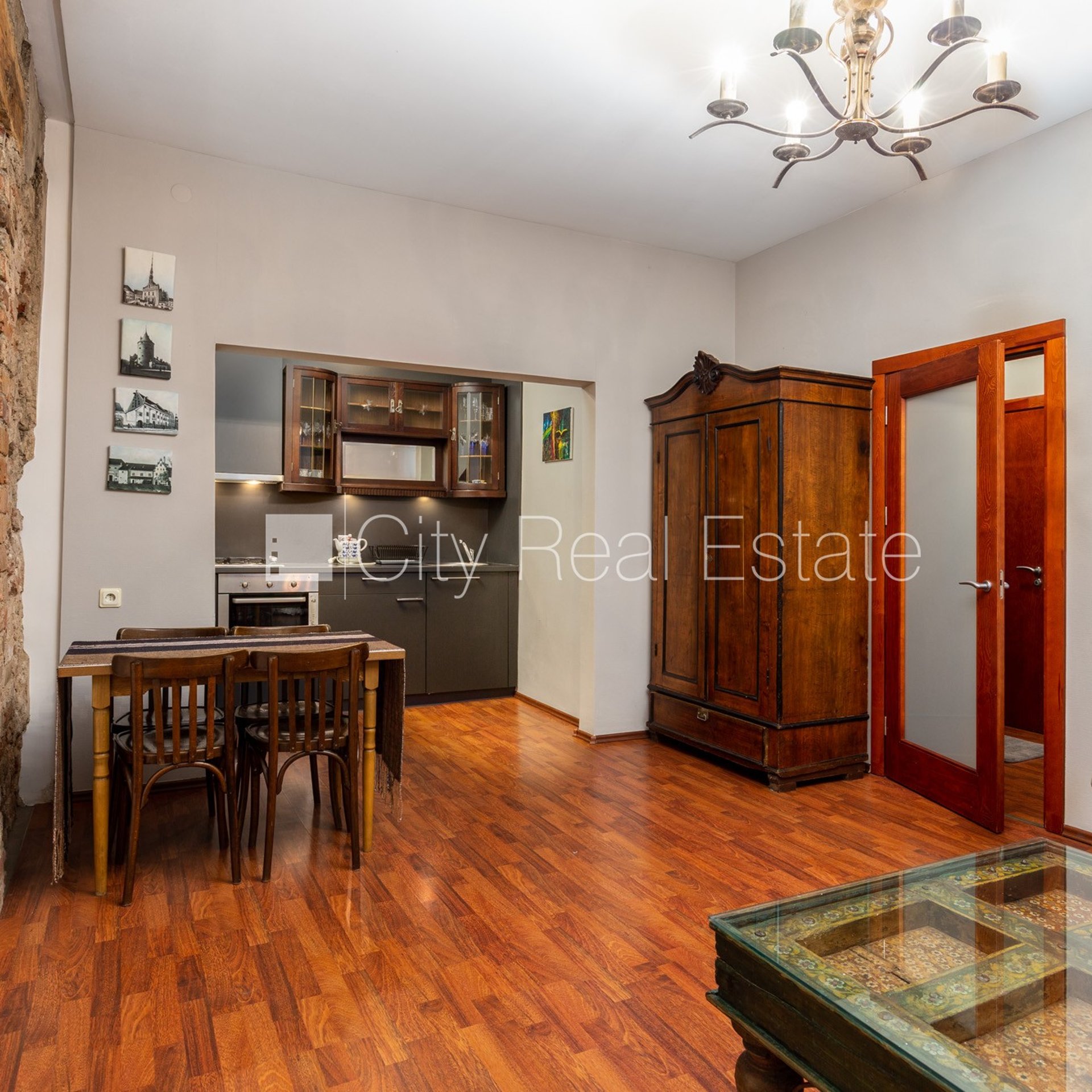 2-toaline korter Rīga, Vecrīga, 50 m², üür, Foto 1 / 10
