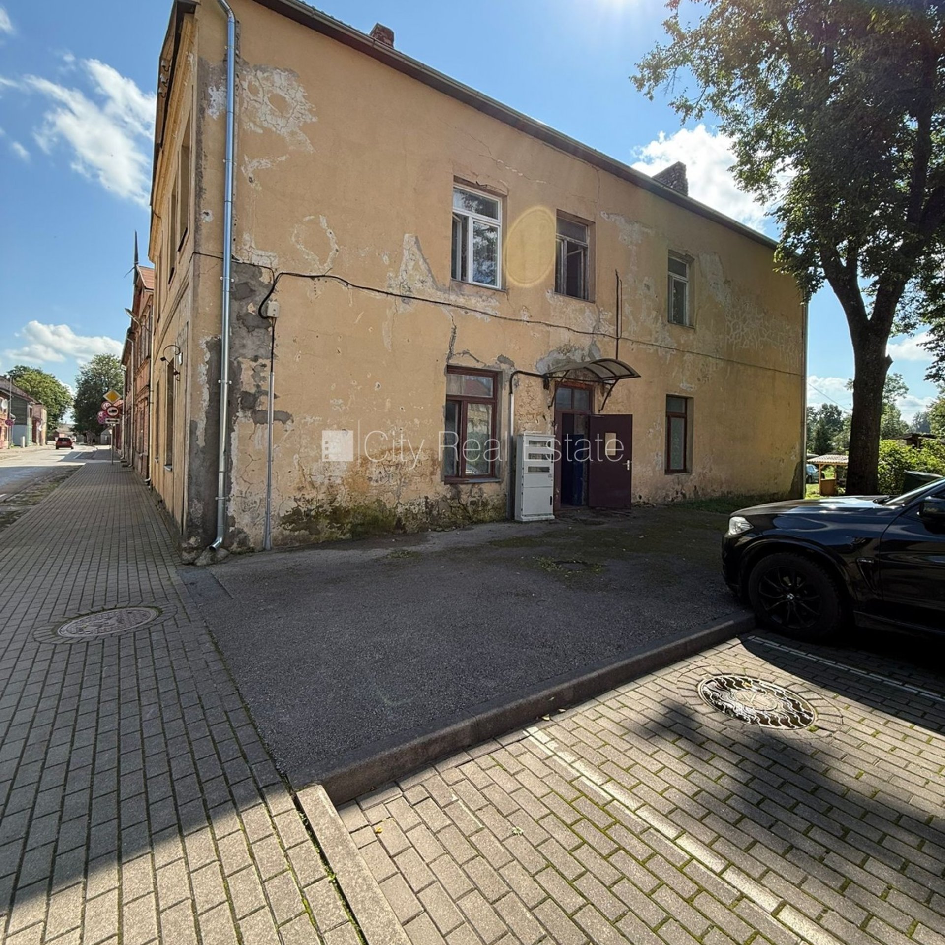Māja Jaunjelgava, 311 m², pārdod, Foto 2 no 10
