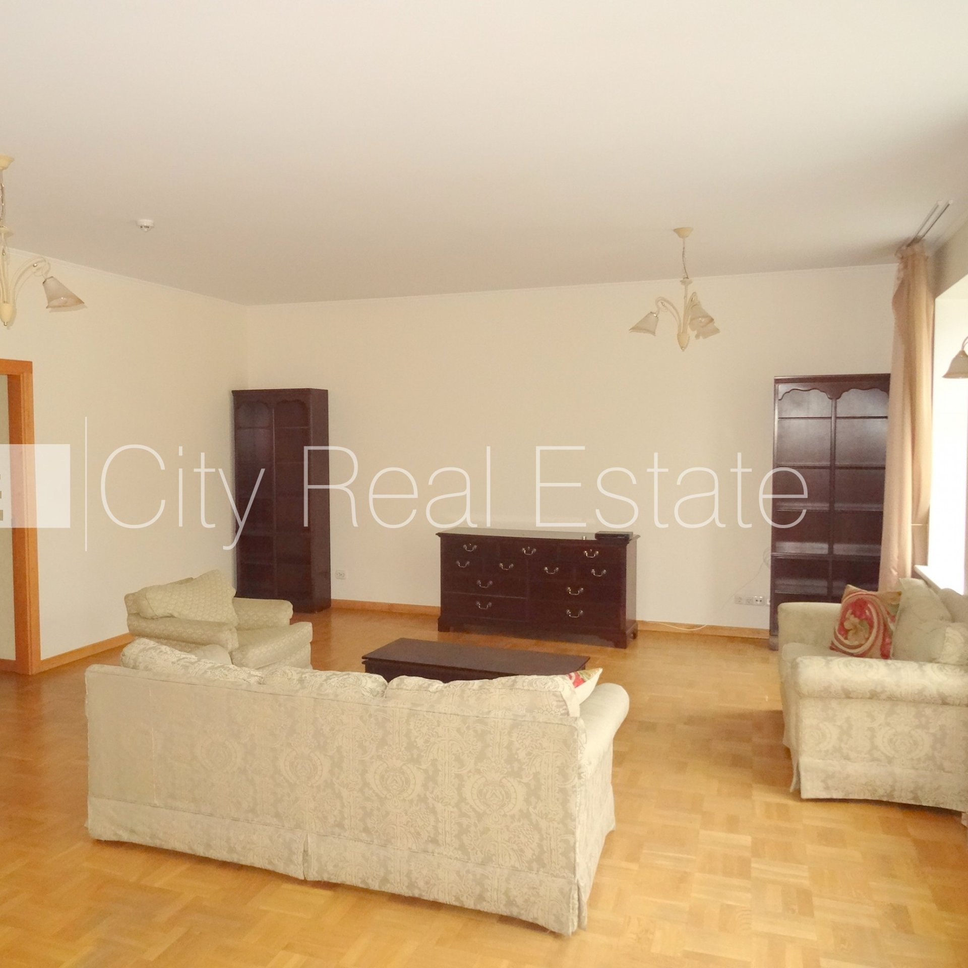 3-toaline korter Rīga, Centrs, 106 m², üür, Foto 4 / 10