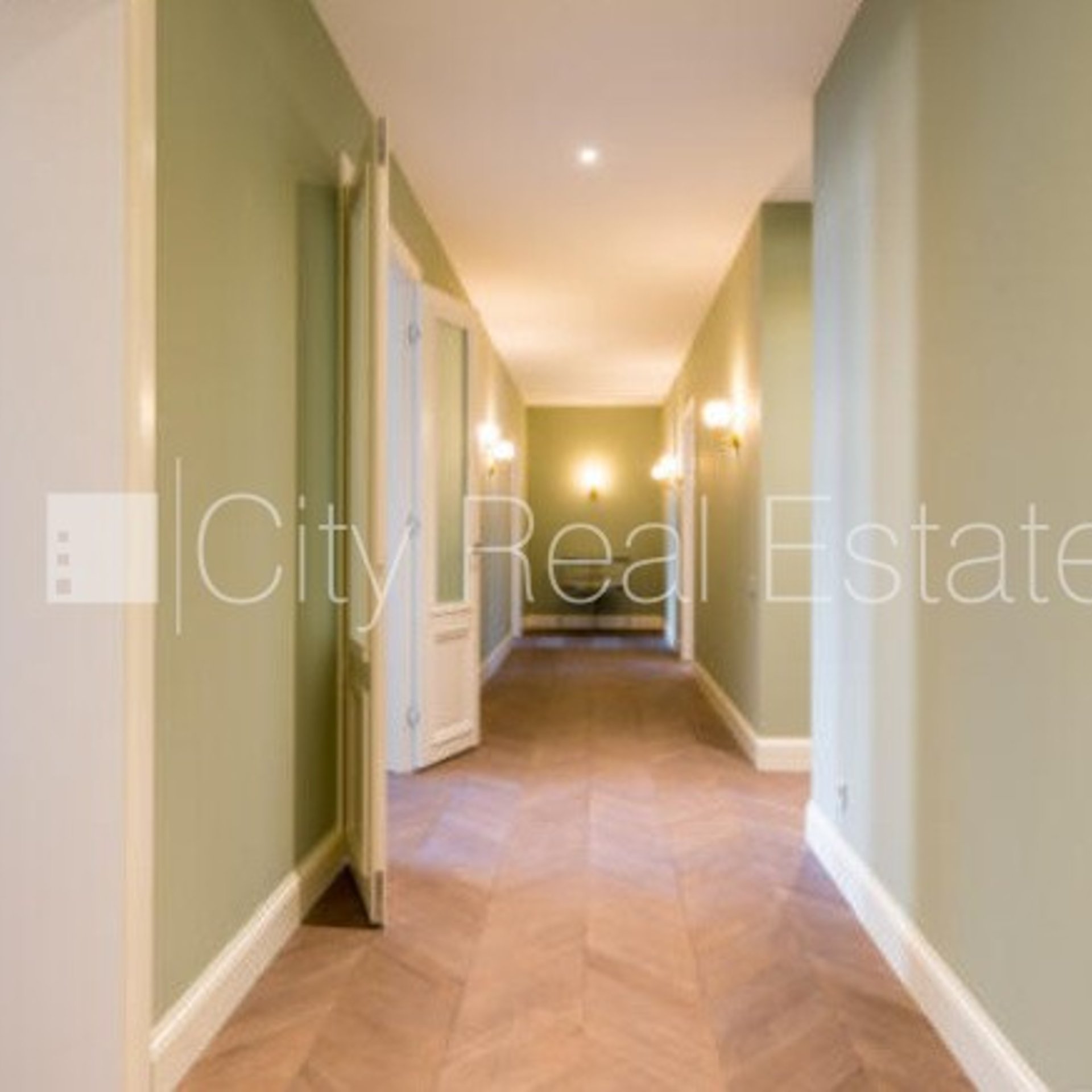 4-toaline korter Rīga, Centrs, 147 m², müük, Foto 3 / 10