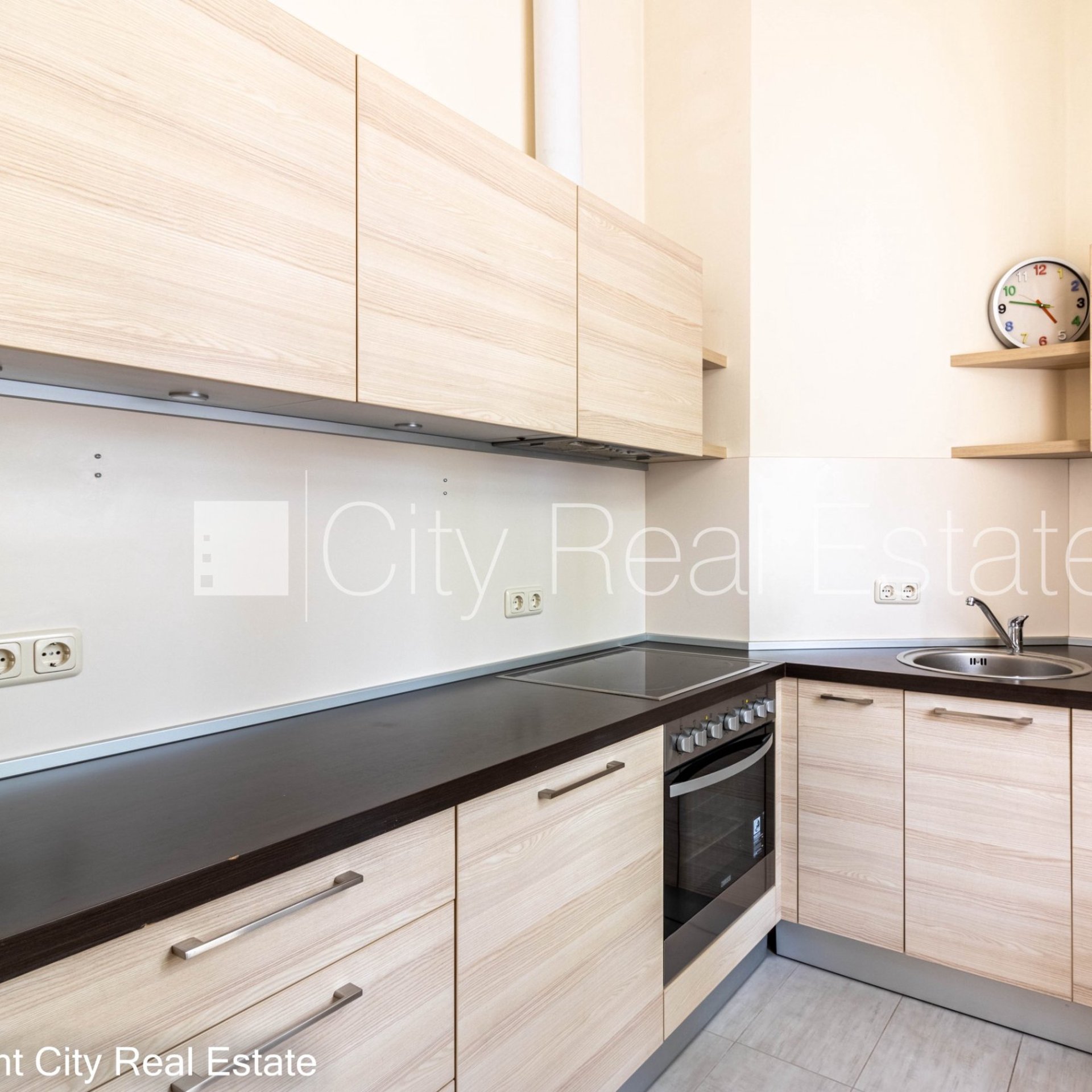 3-toaline korter Rīga, Centrs, 85 m², müük, Foto 2 / 10