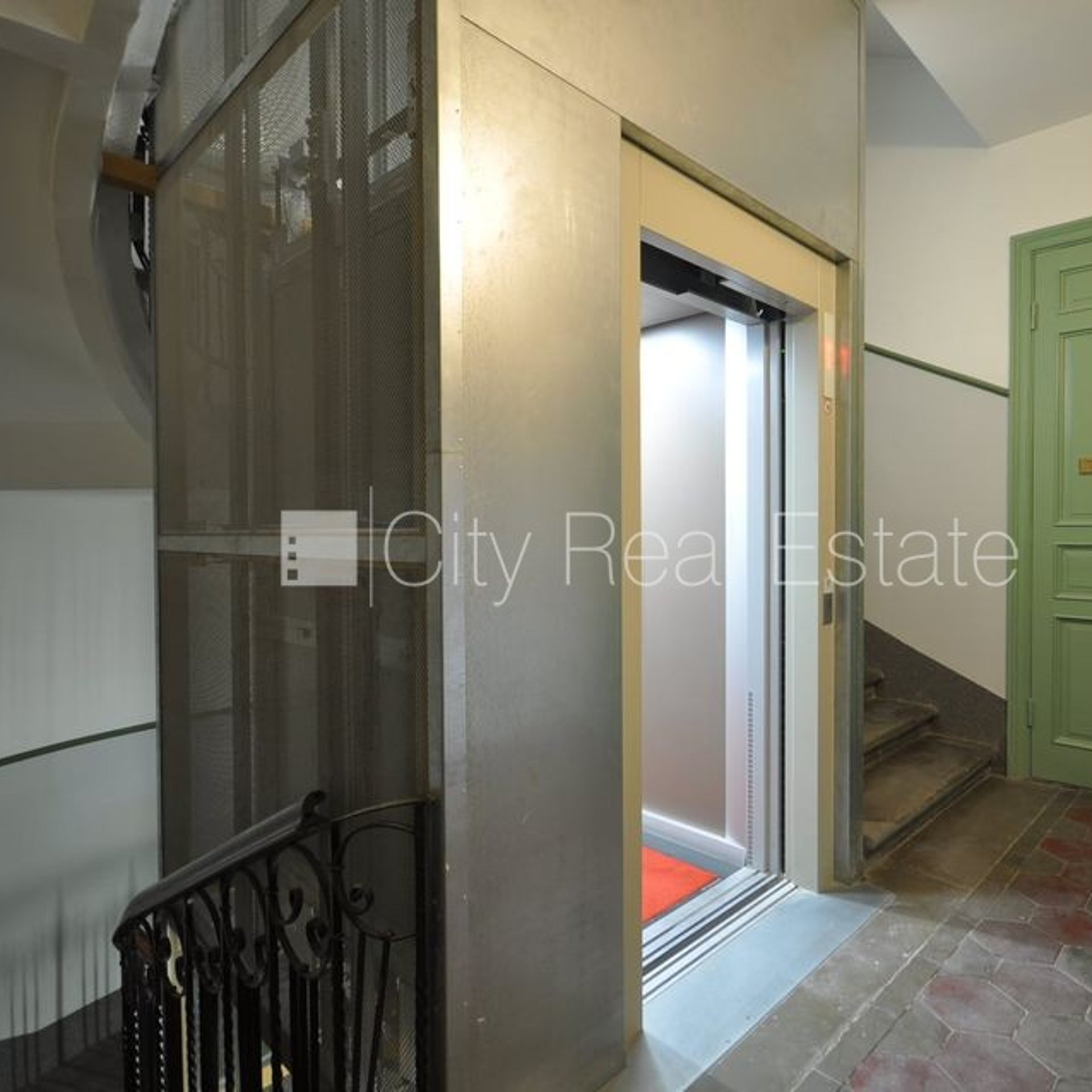 2-toaline korter Rīga, Centrs, 36 m², üür, Foto 9 / 10