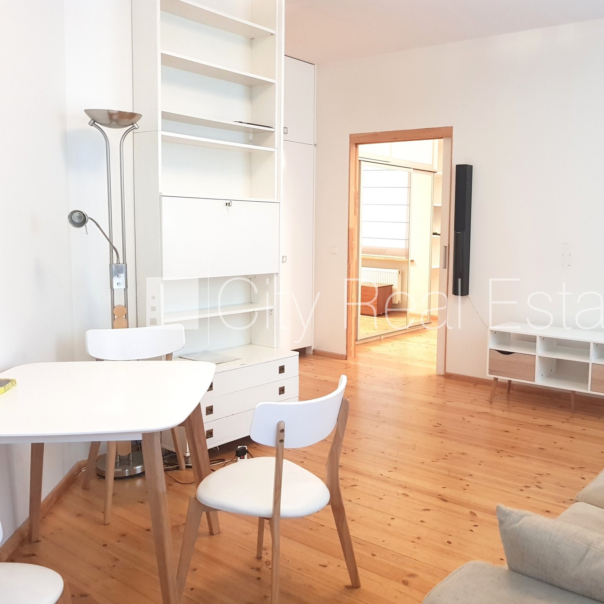 2-toaline korter Rīga, Centrs, 45 m², müük, Foto 1 / 8
