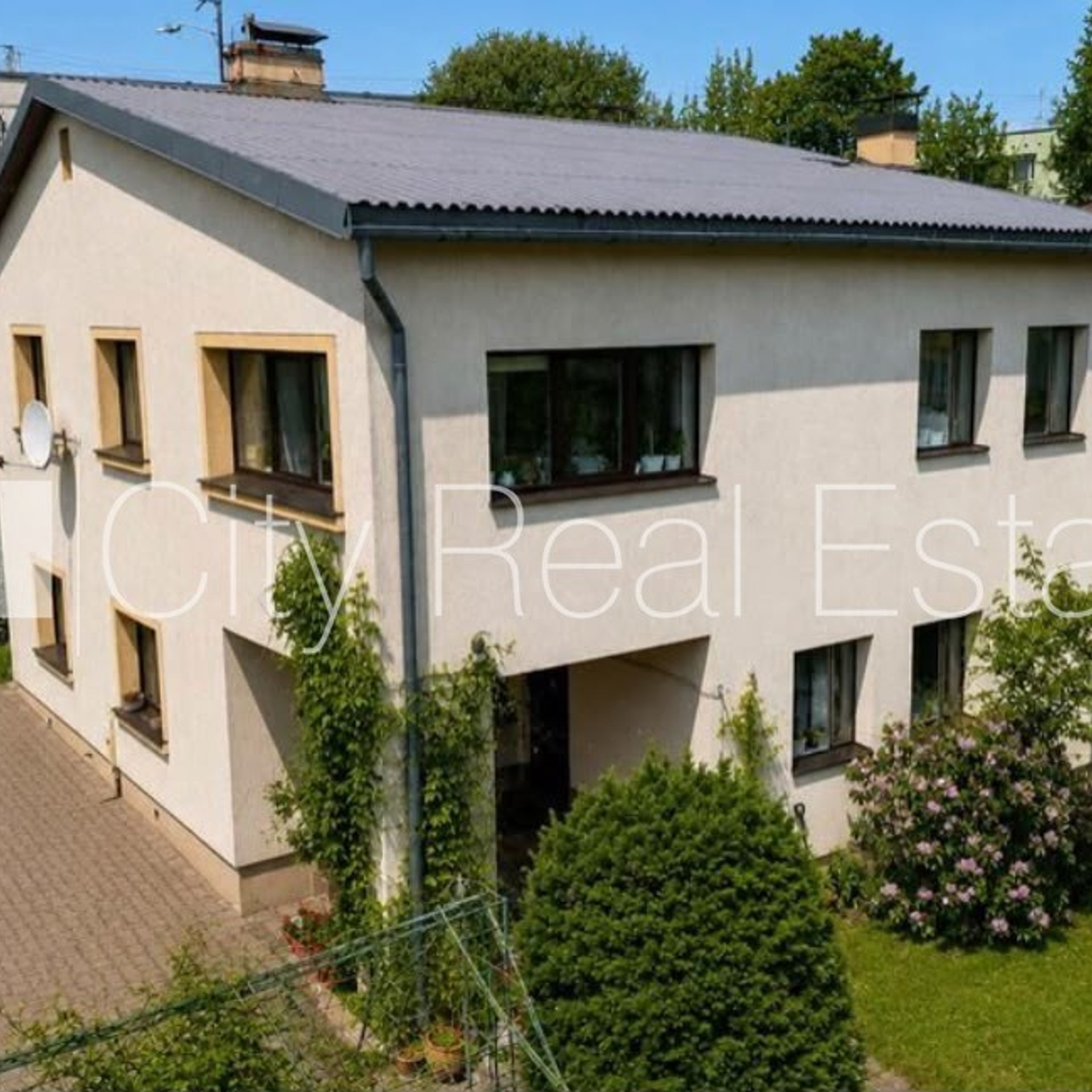 Maja Rīga, Purvciems, 260 m², müük, Foto 1 / 10