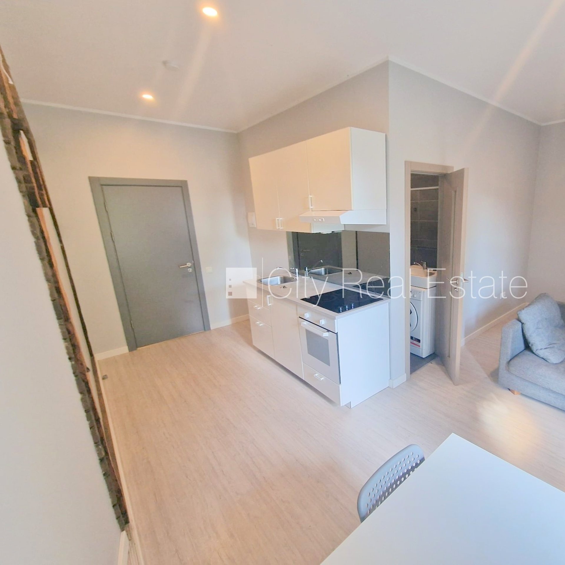 1-toaline korter Rīga, Centrs, 30 m², üür, Foto 2 / 10