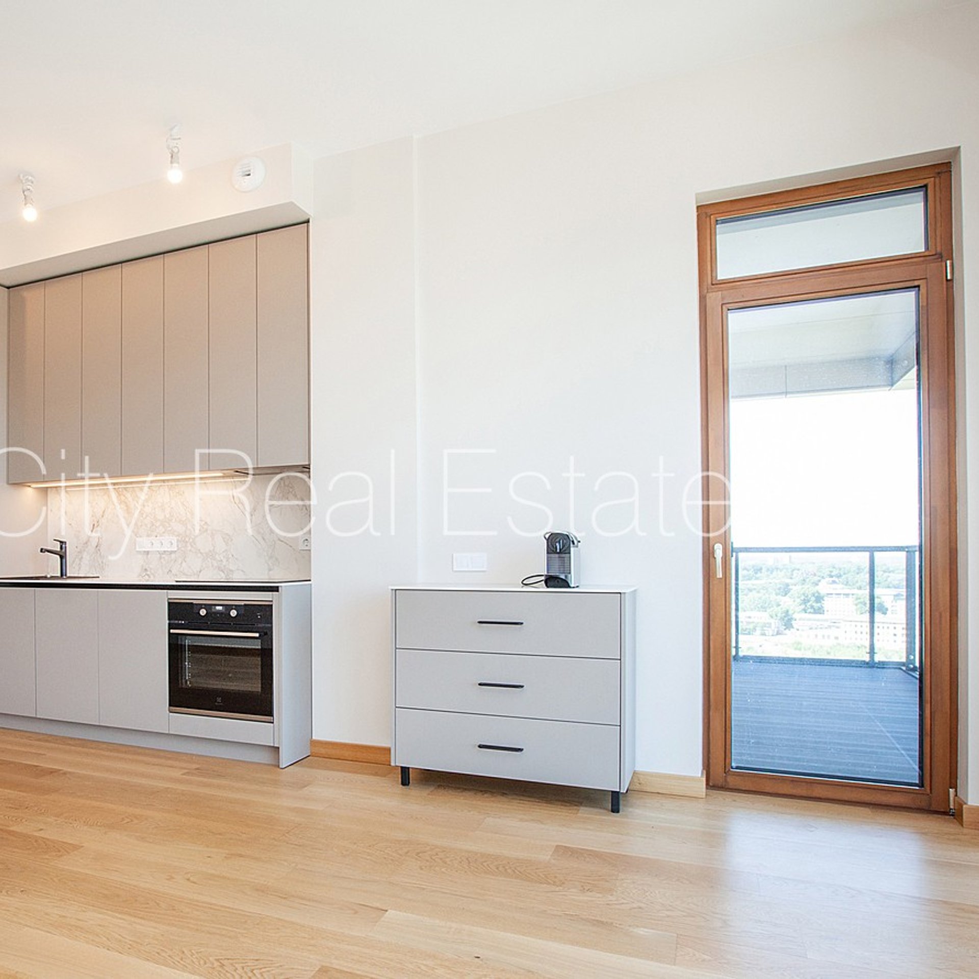 4-toaline korter Rīga, Āgenskalns, 109 m², müük, Foto 3 / 10