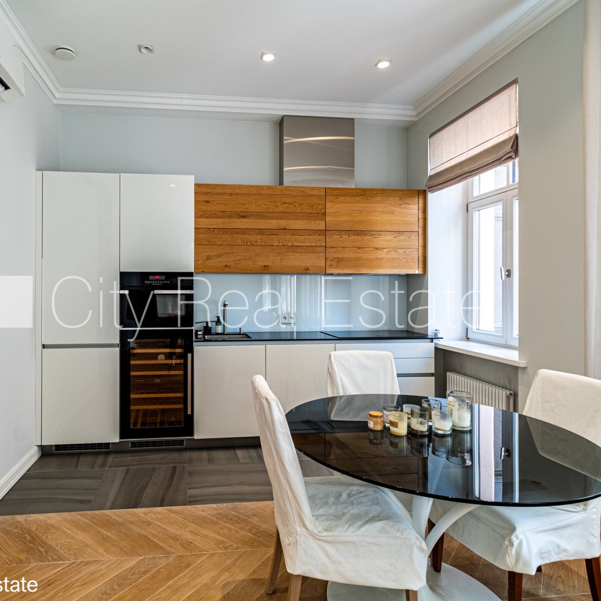 2-toaline korter Rīga, Centrs, 61 m², müük, Foto 2 / 10