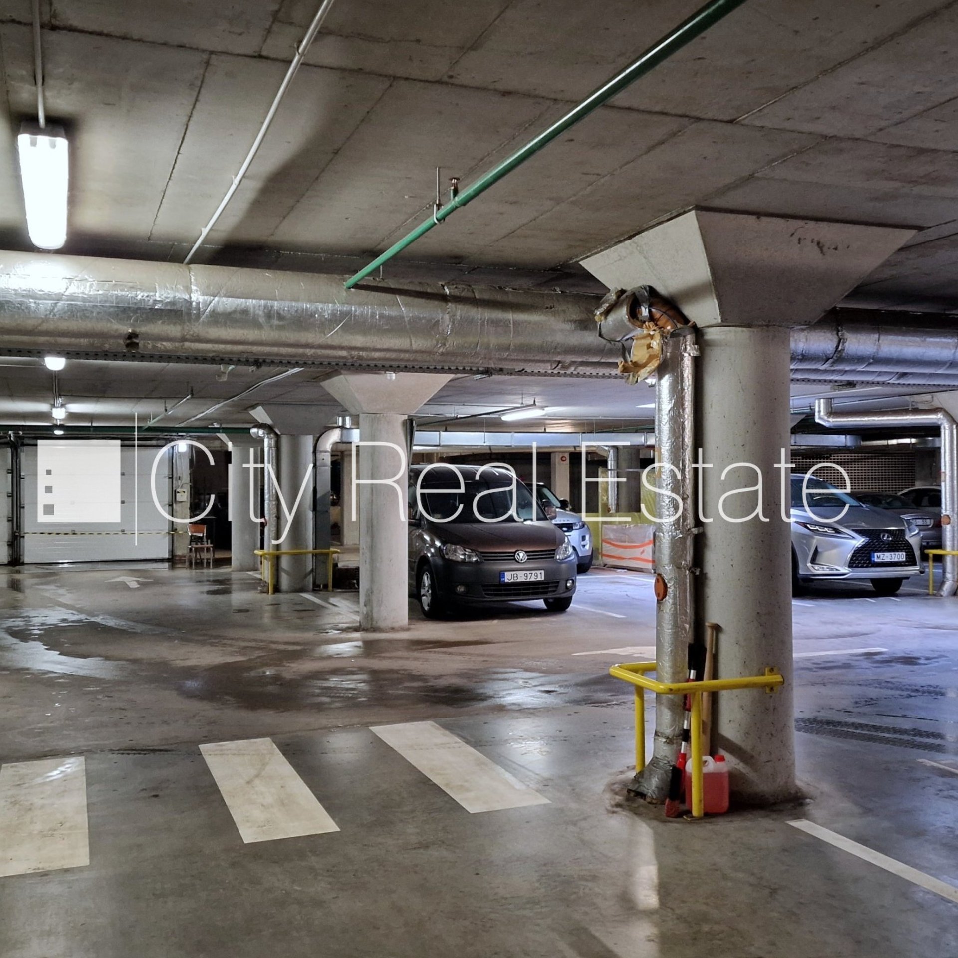 Garaaž Jūrmala, Bulduri, 10 m², müük, Foto 1 / 1