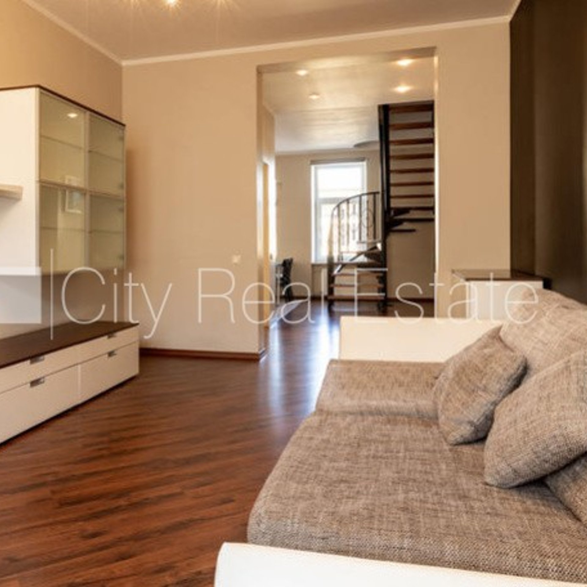 3-toaline korter Rīga, Centrs, 101 m², müük, Foto 4 / 10