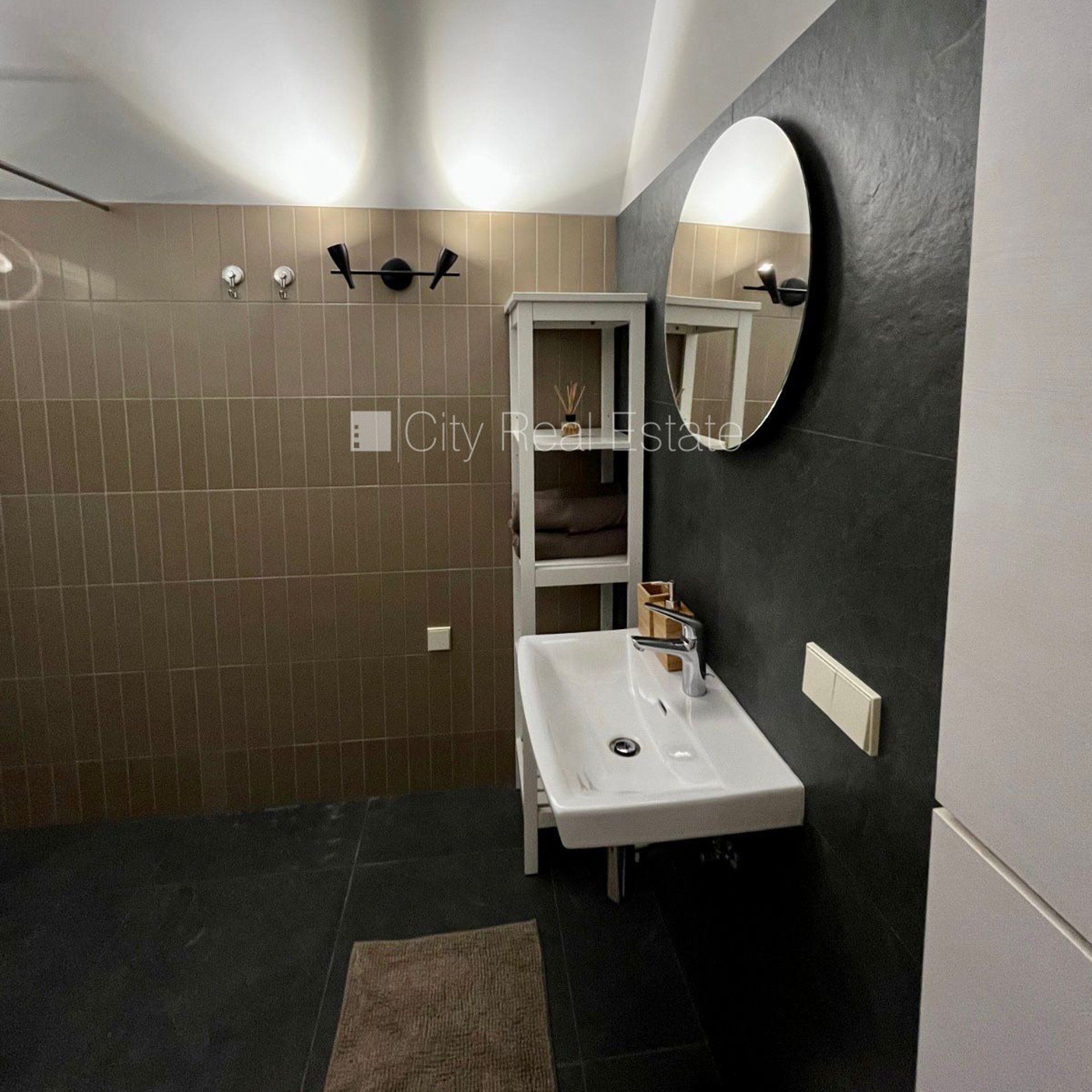 3-toaline korter Rīga, Centrs, 85 m², üür, Foto 9 / 10