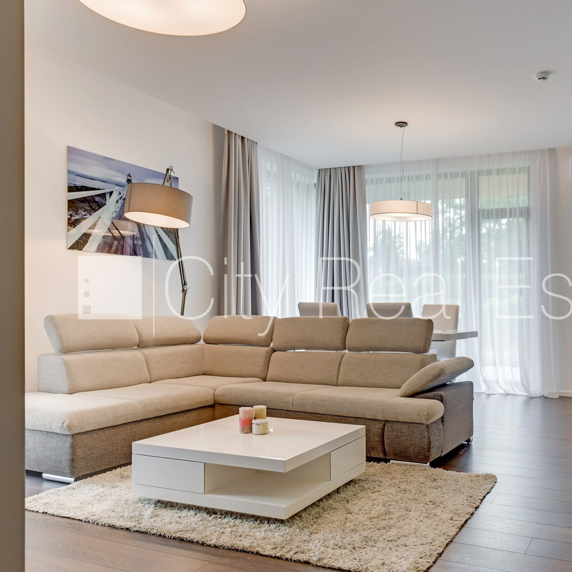 3-toaline korter Jūrmala, Melluži, 143 m², üür, Foto 1 / 10