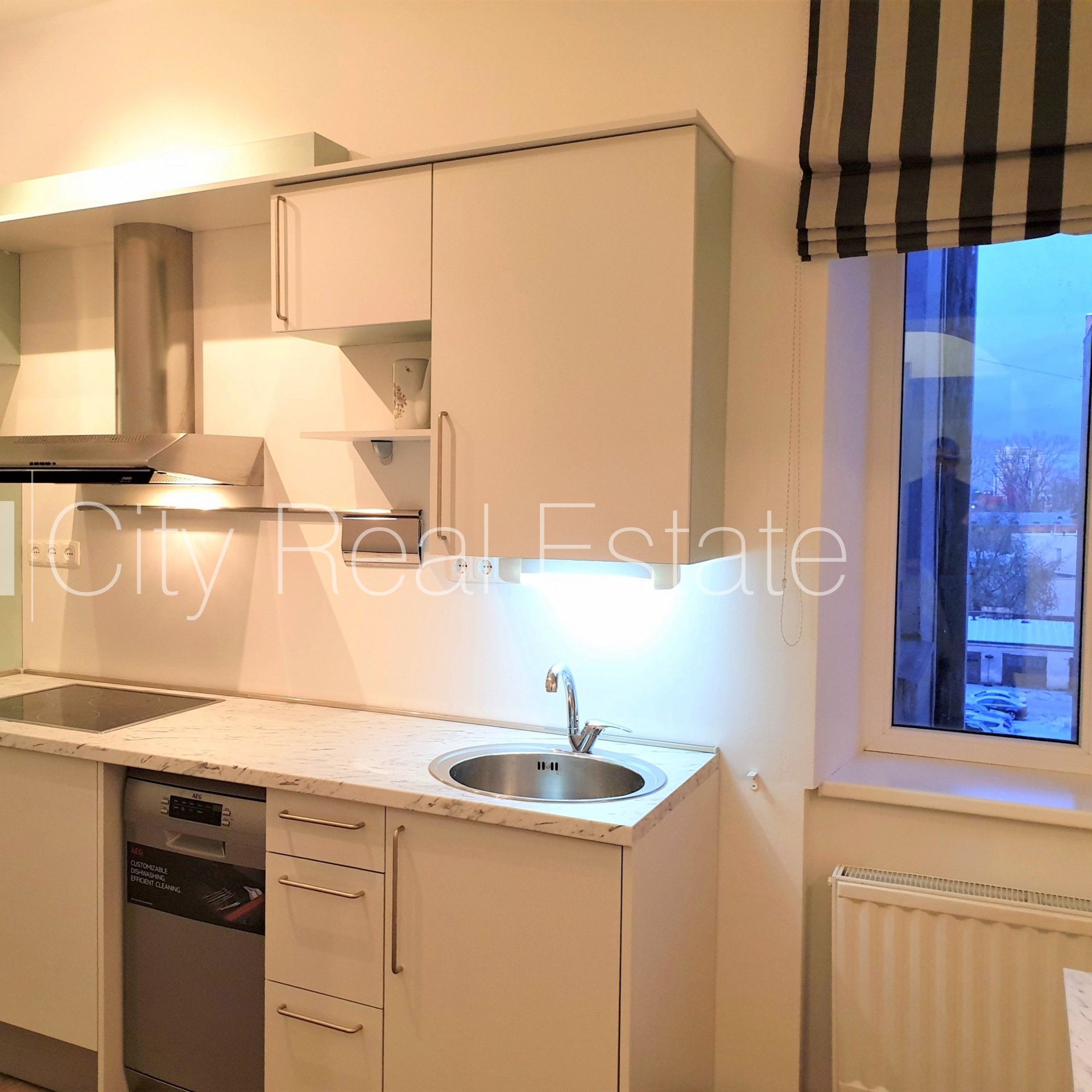 3-toaline korter Rīga, Centrs, 93 m², üür, Foto 10 / 10