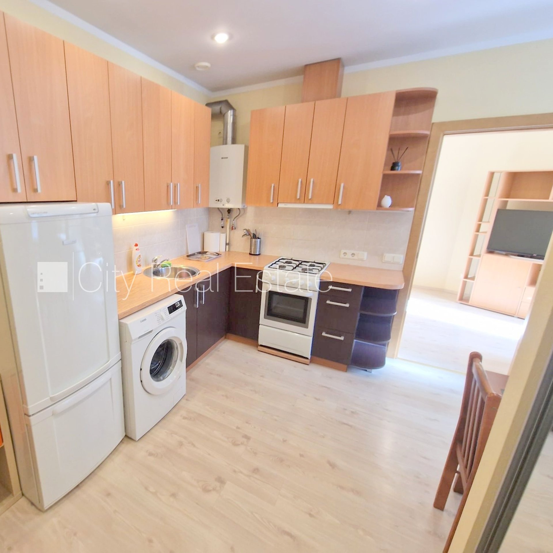 2 kambarių butas Rīga, Centrs, 34 m², nuomojamas, Nuotrauka 1 iš 10
