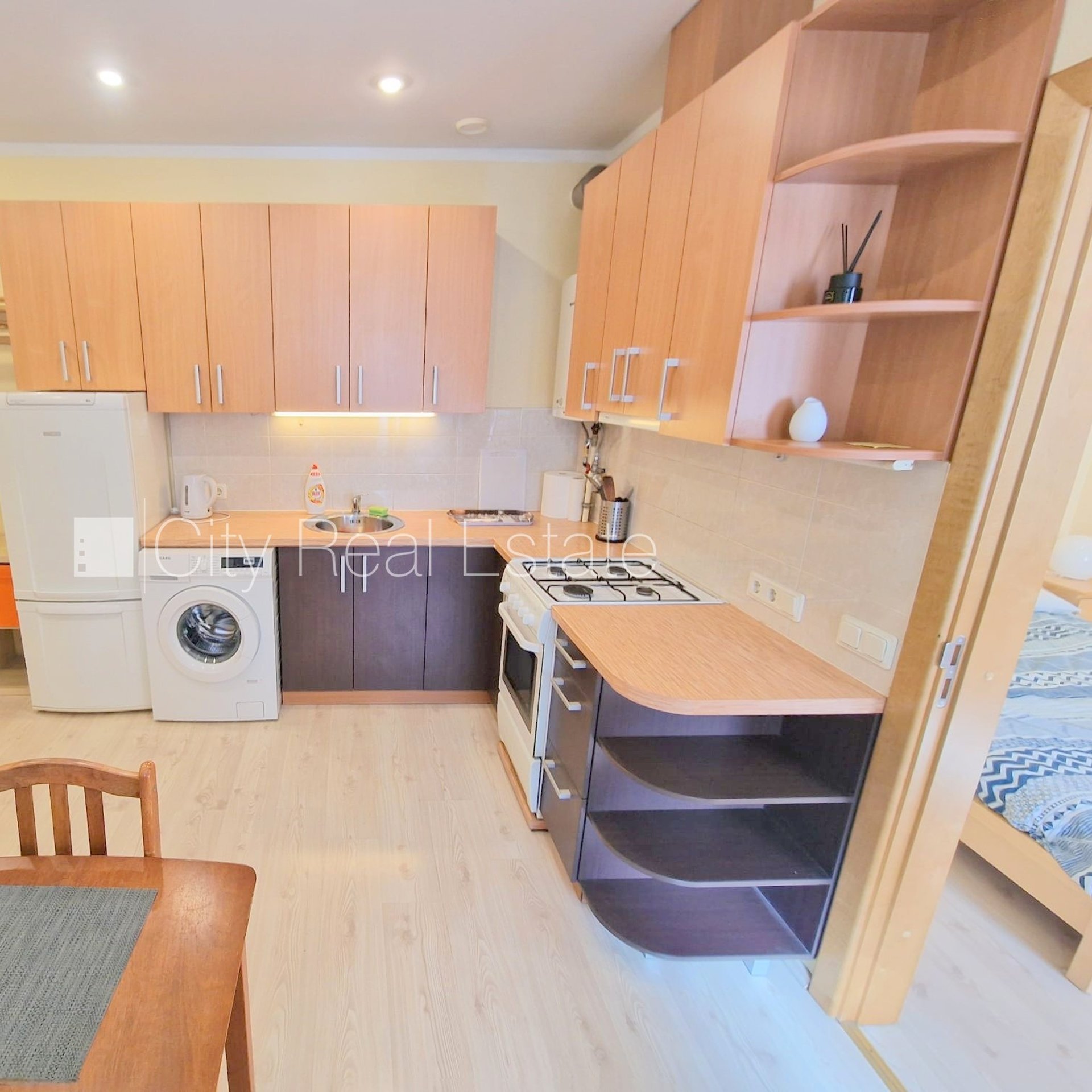 2 kambarių butas Rīga, Centrs, 34 m², nuomojamas, Nuotrauka 2 iš 10