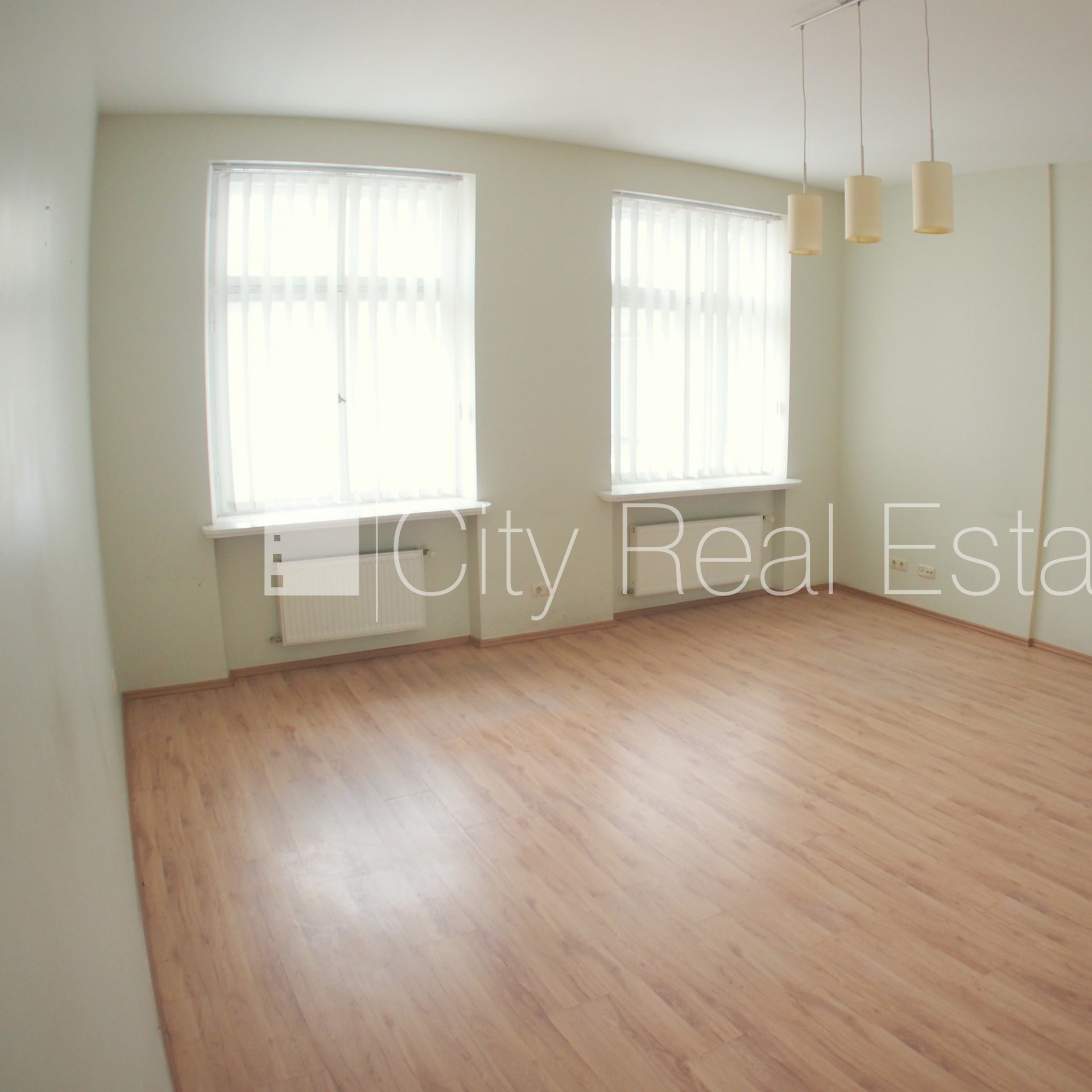 3 kambarių butas Rīga, Centrs, 93 m², nuomojamas, Nuotrauka 2 iš 10