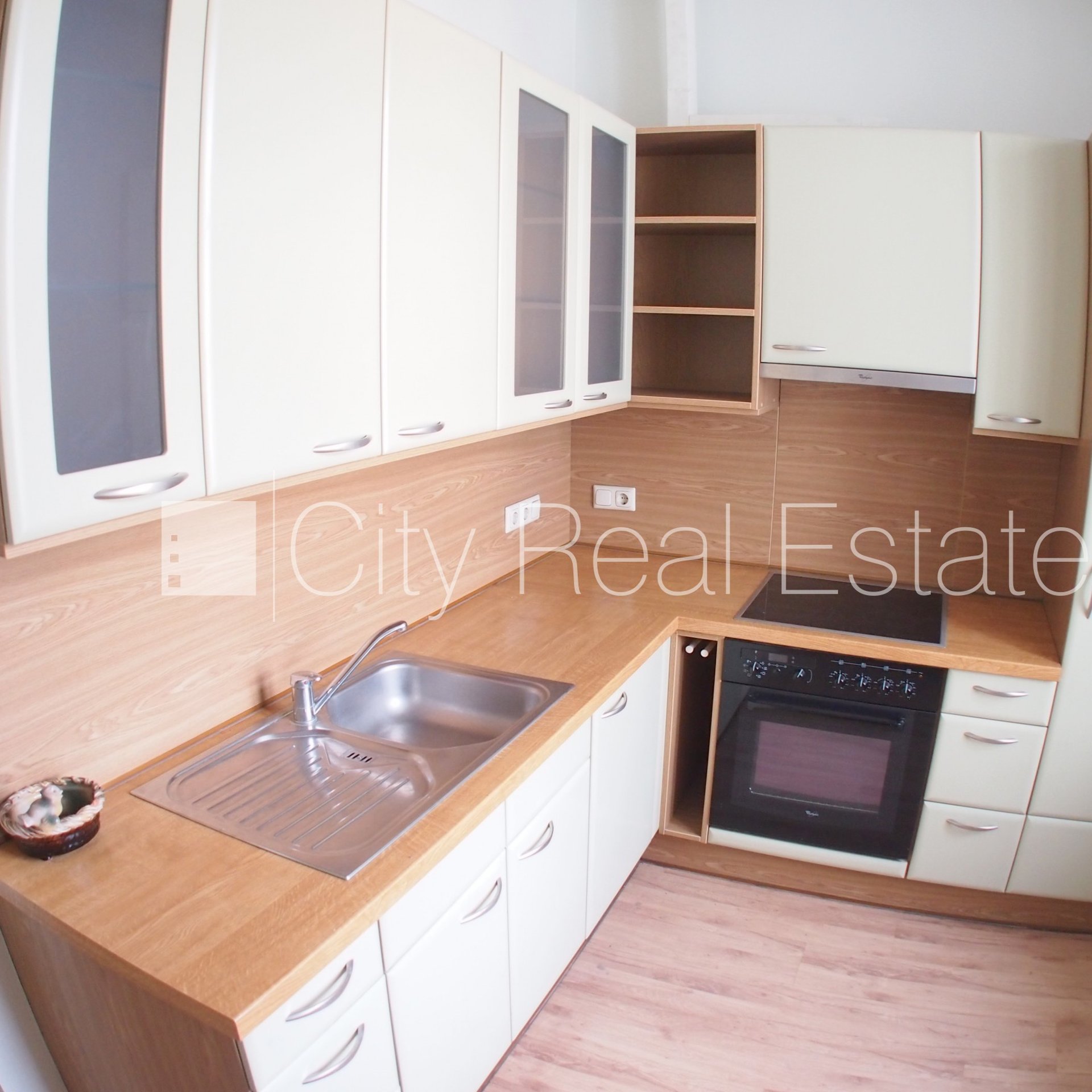 3 kambarių butas Rīga, Centrs, 93 m², nuomojamas, Nuotrauka 10 iš 10
