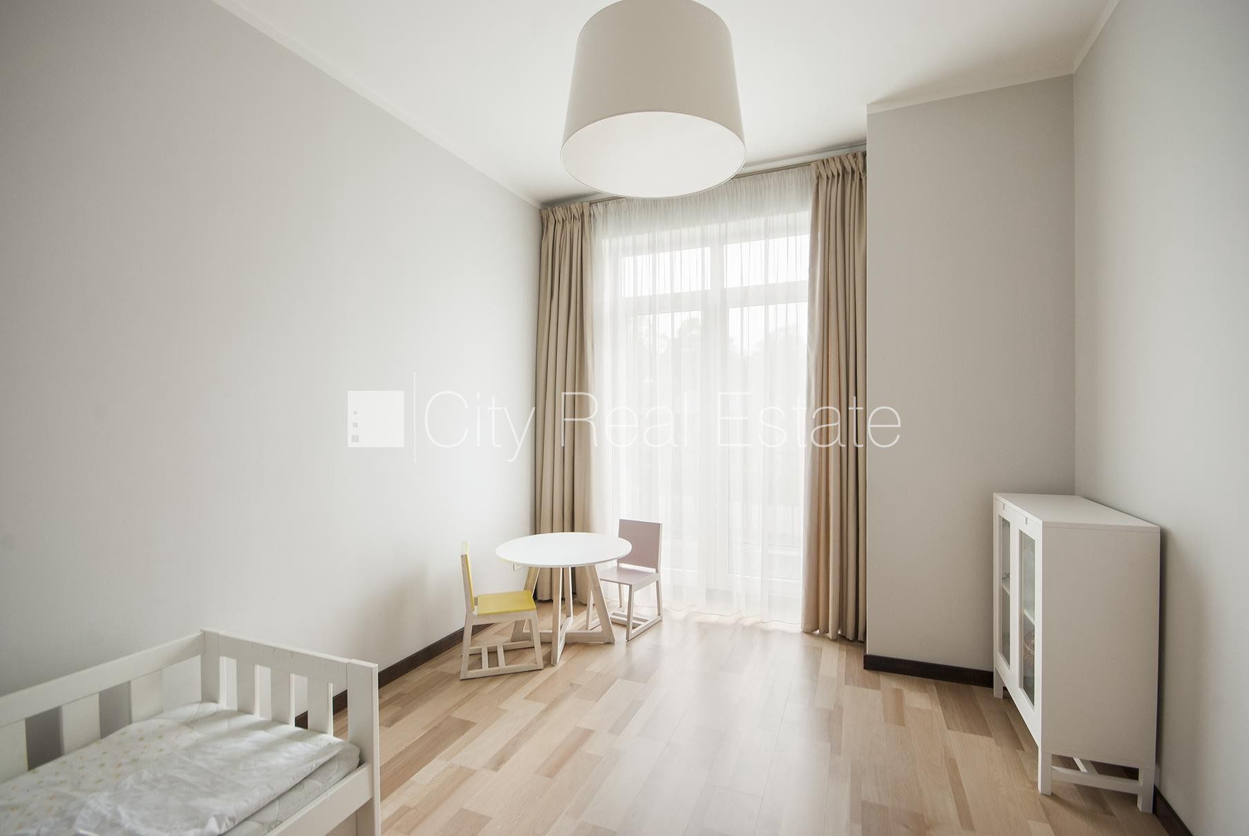 4 kambarių butas Jūrmala, Bulduri, 110 m², nuomojamas, Nuotrauka 5 iš 8