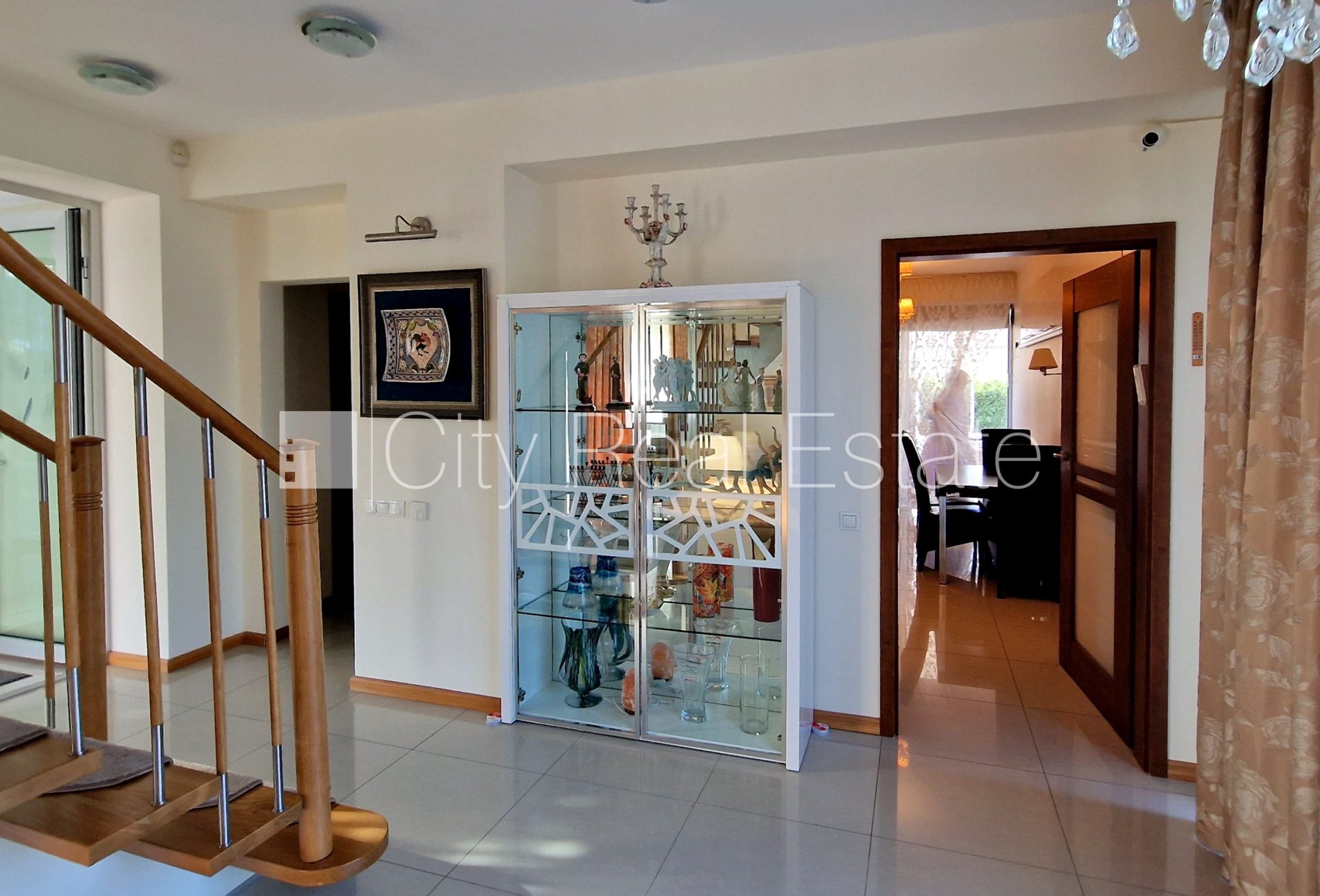House for sale in Mārupe Parish, 377 m², Photo 10 of 10
