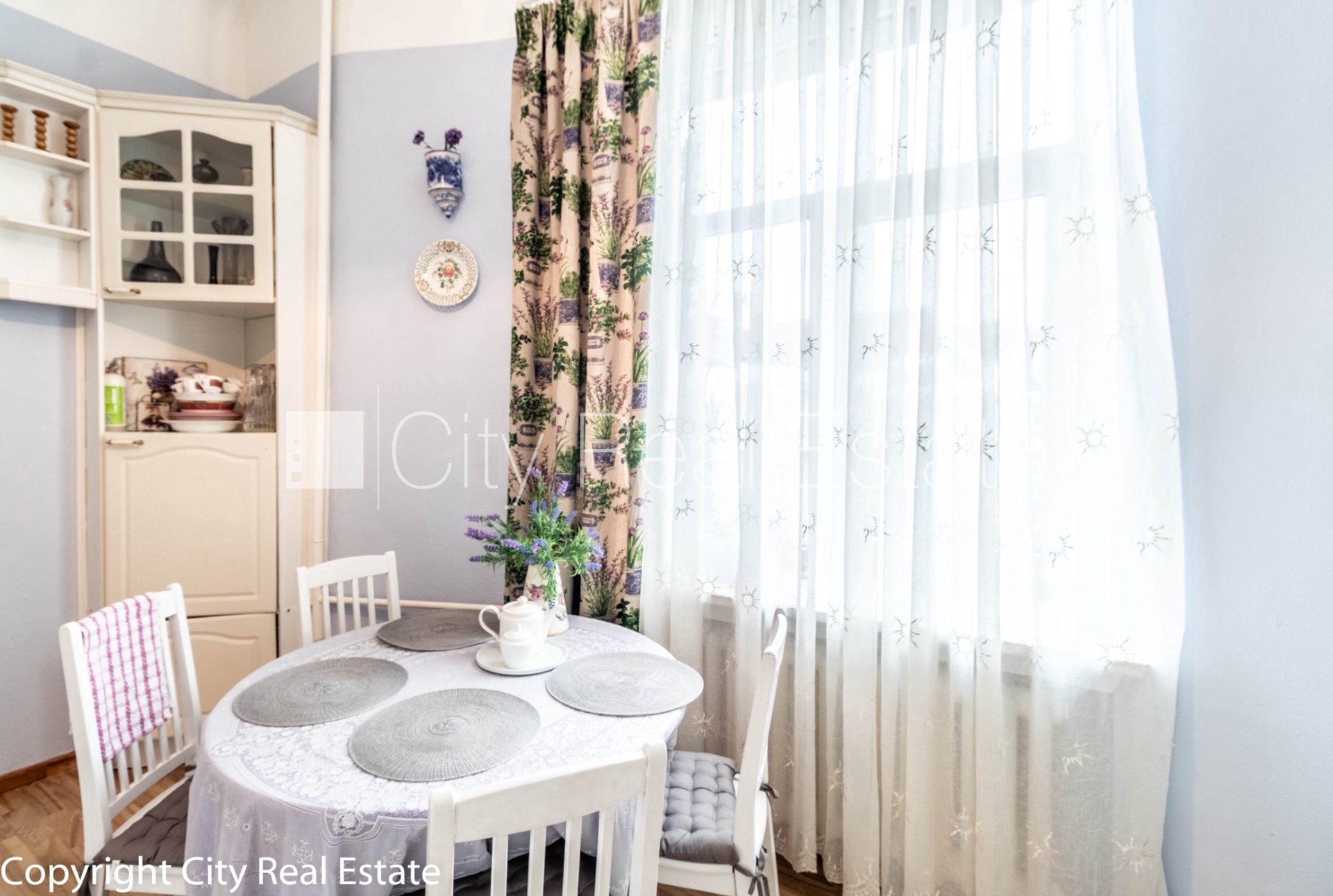 3-комнатная квартира в Рига, Центр, 84 м², аренда, Фото 9 из 10