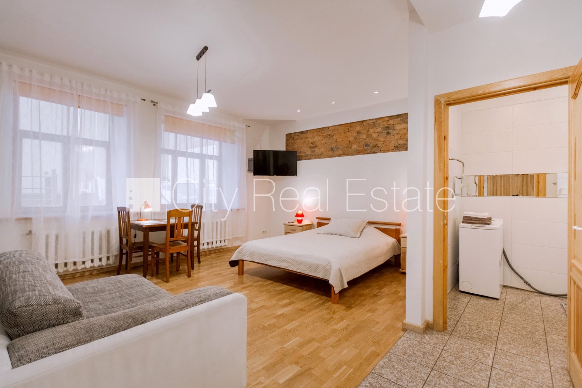 1-комнатная квартира в Рига, Центр, 37 м², аренда, Фото 1 из 10