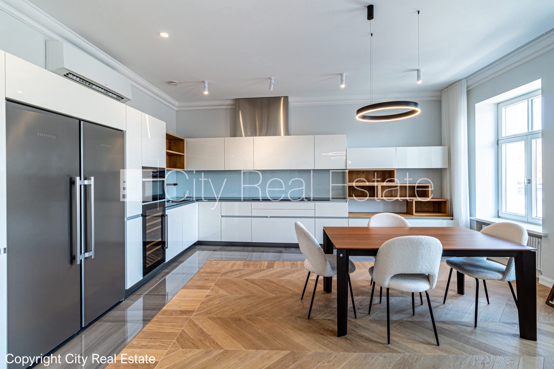 4 kambarių butas Rīga, Centrs, 145 m², parduodamas, Nuotrauka 3 iš 10