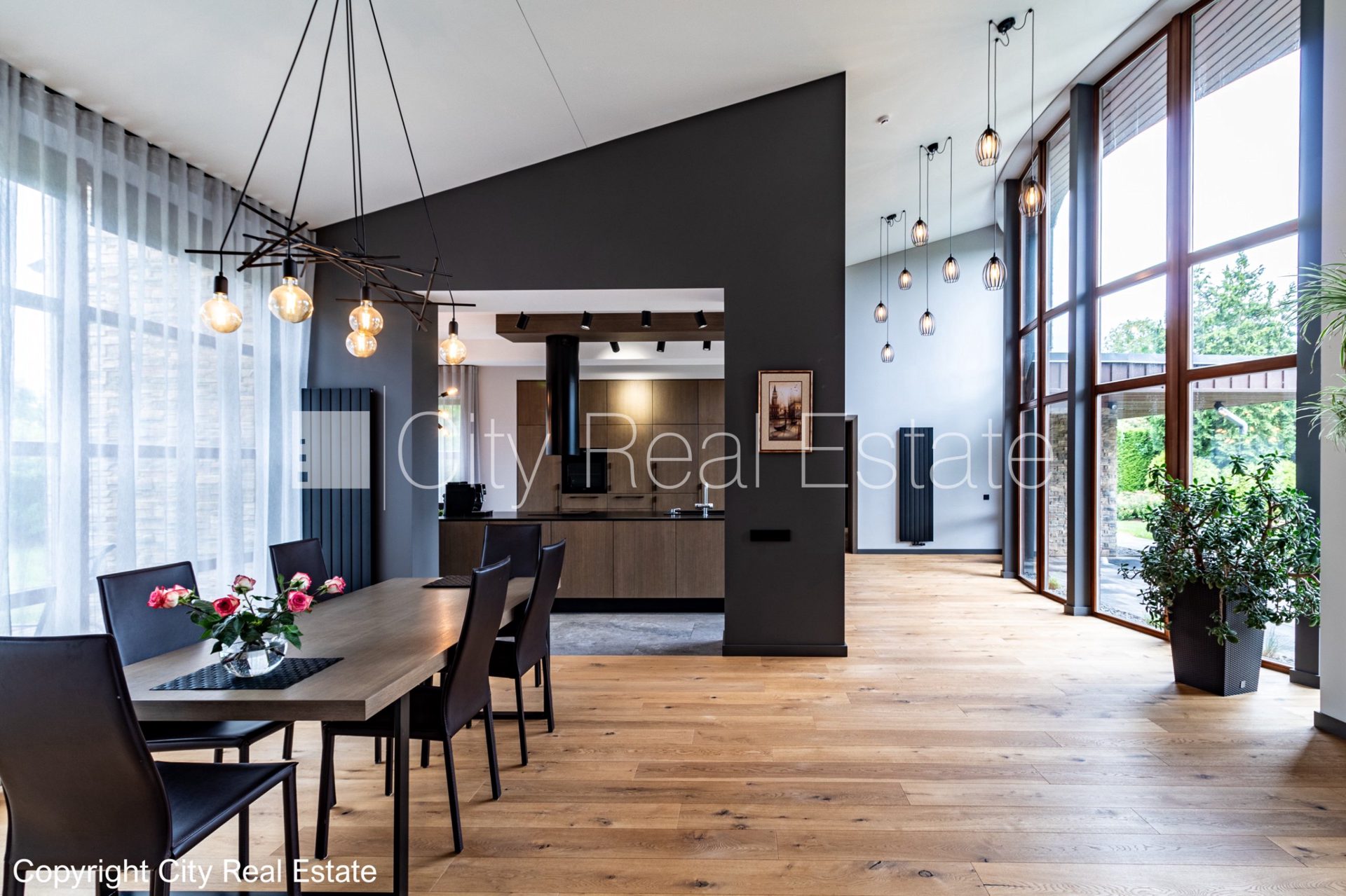 House for sale in Jūrmala, Asari, 346 m², Photo 1 of 10