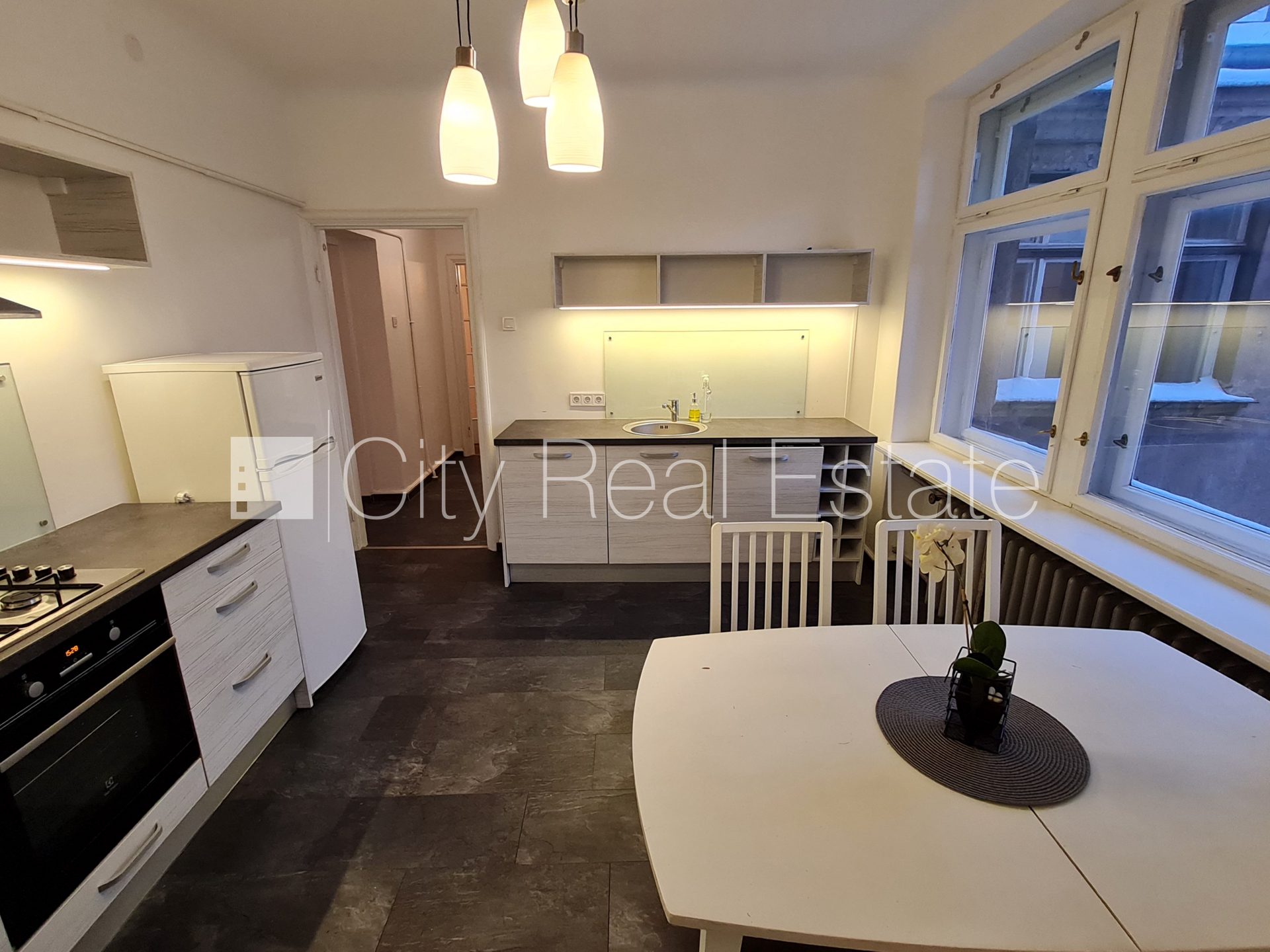 3-room apartment for rent in Riga, City Centre, 87 m², Photo 8 of 10