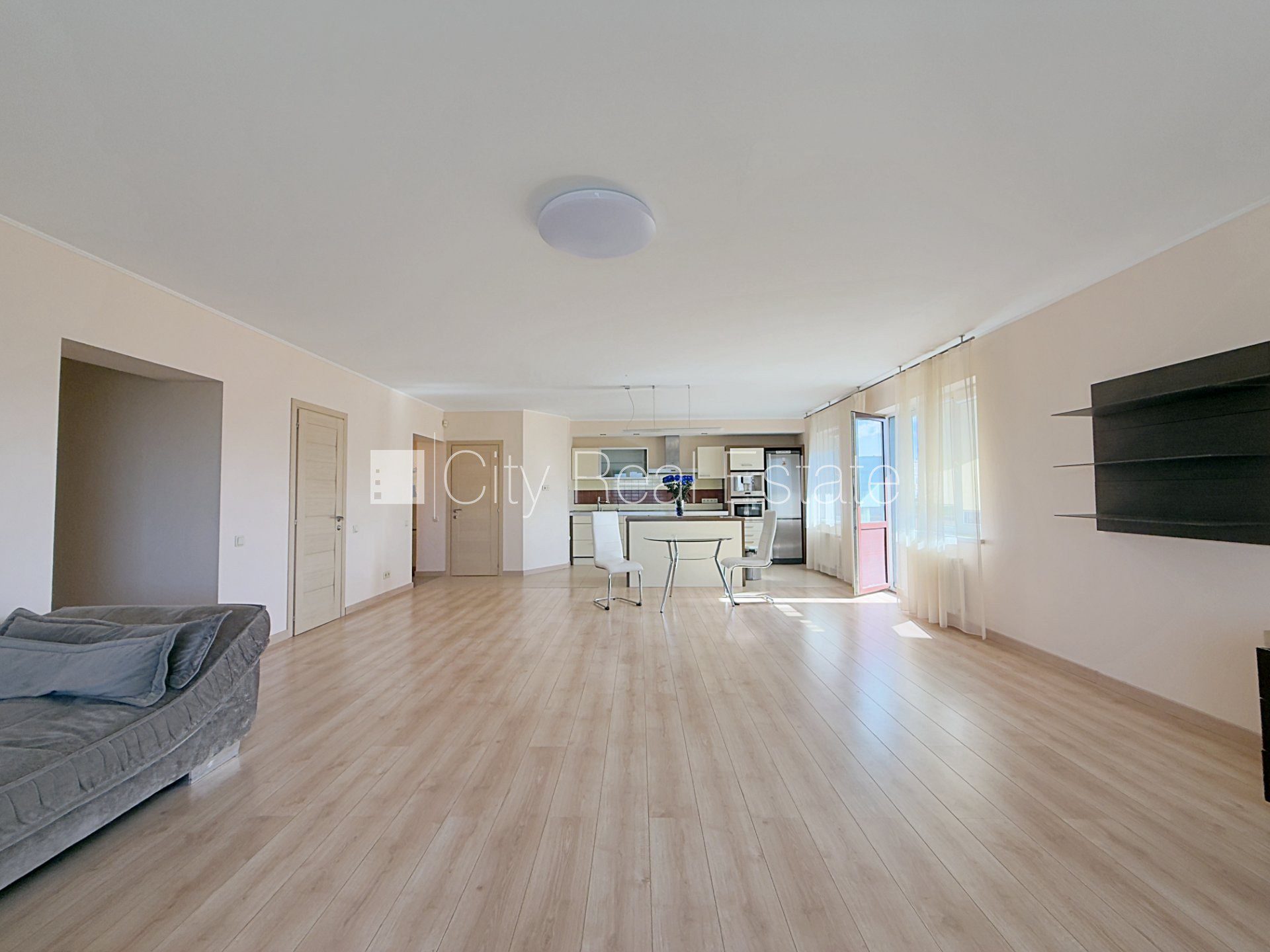 3 kambarių butas Rīga, Zolitūde, 131 m², parduodamas, Nuotrauka 4 iš 10