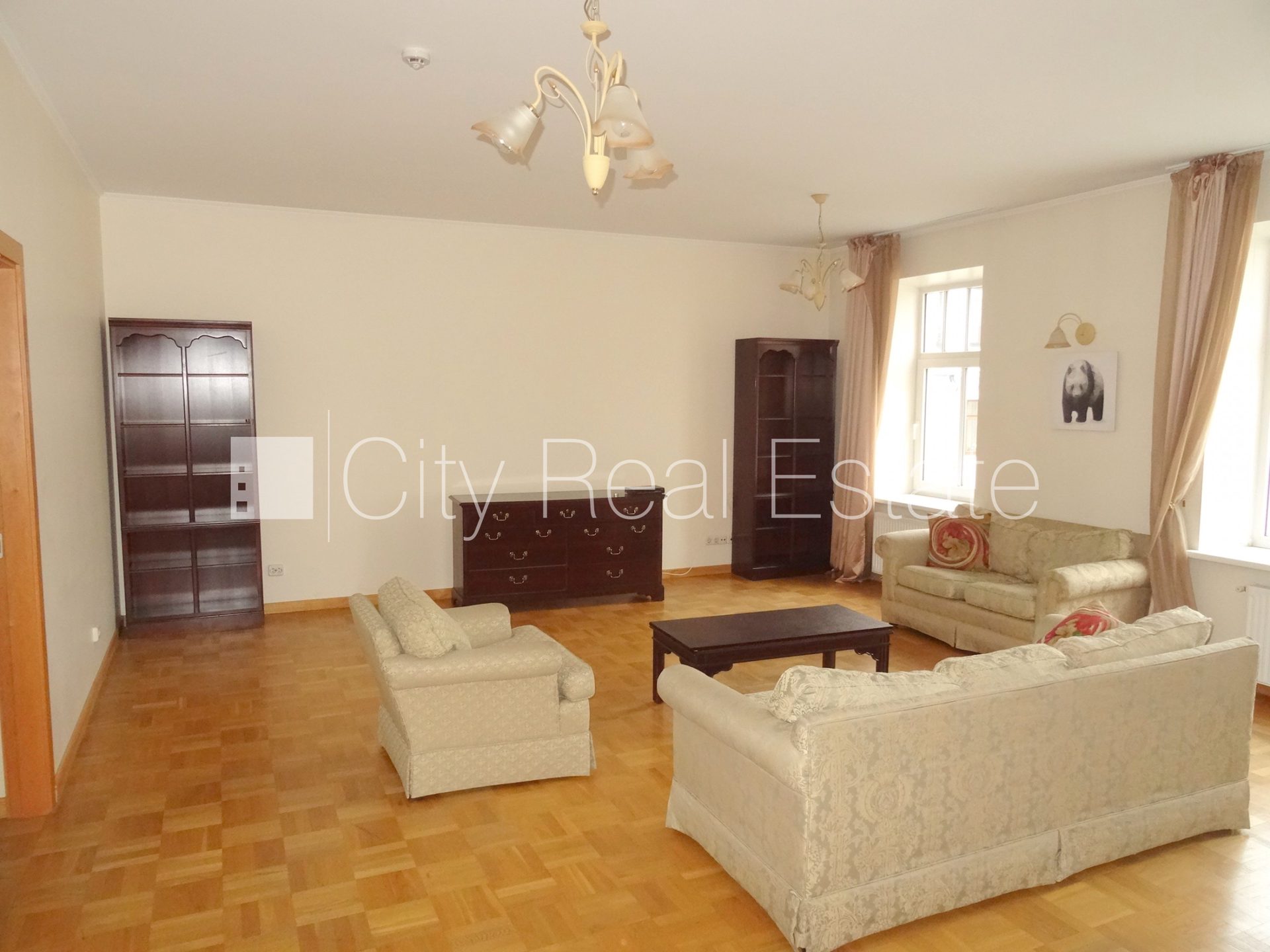 3-комнатная квартира в Рига, Центр, 106 м², аренда, Фото 3 из 10