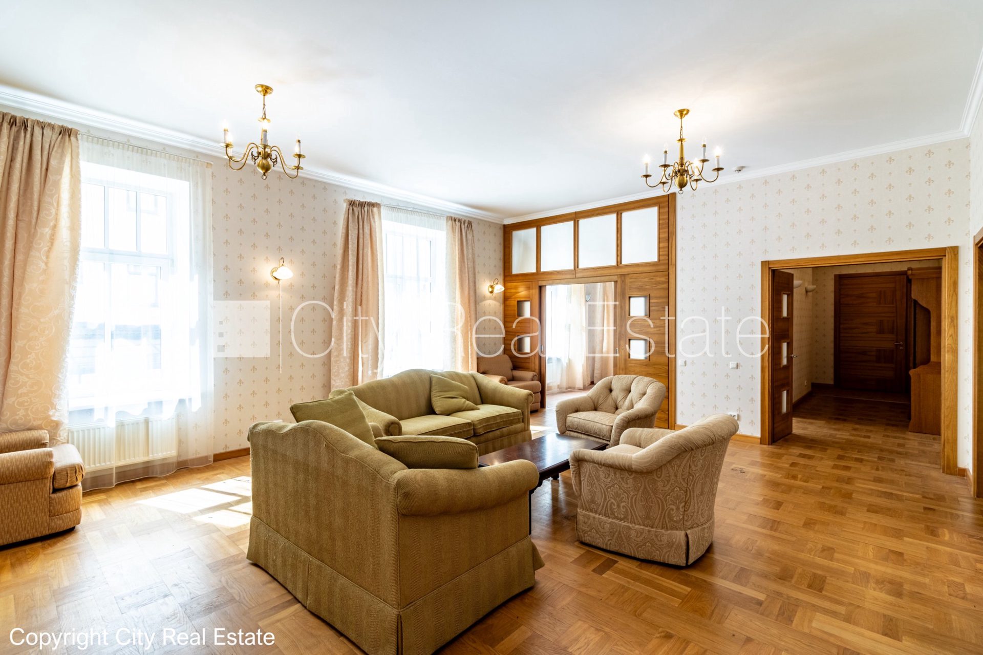 3-комнатная квартира в Рига, Центр, 105 м², аренда, Фото 2 из 10
